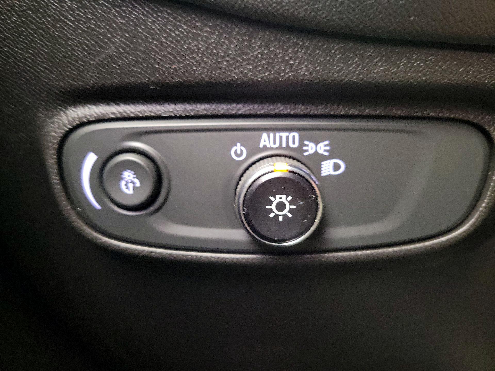 Thumbnail: 2023 Chevrolet Equinox - 13