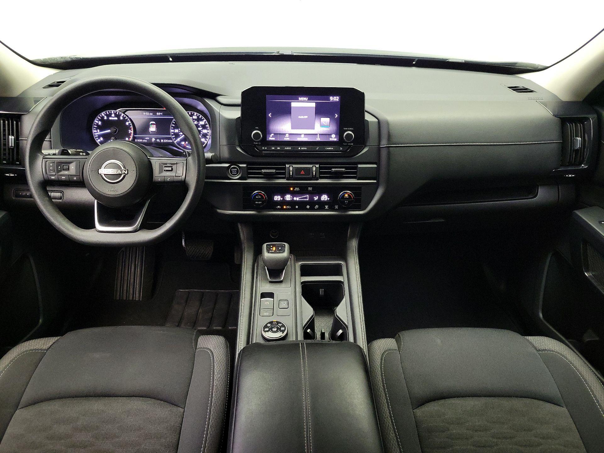 Thumbnail: 2023 Nissan Pathfinder - 9