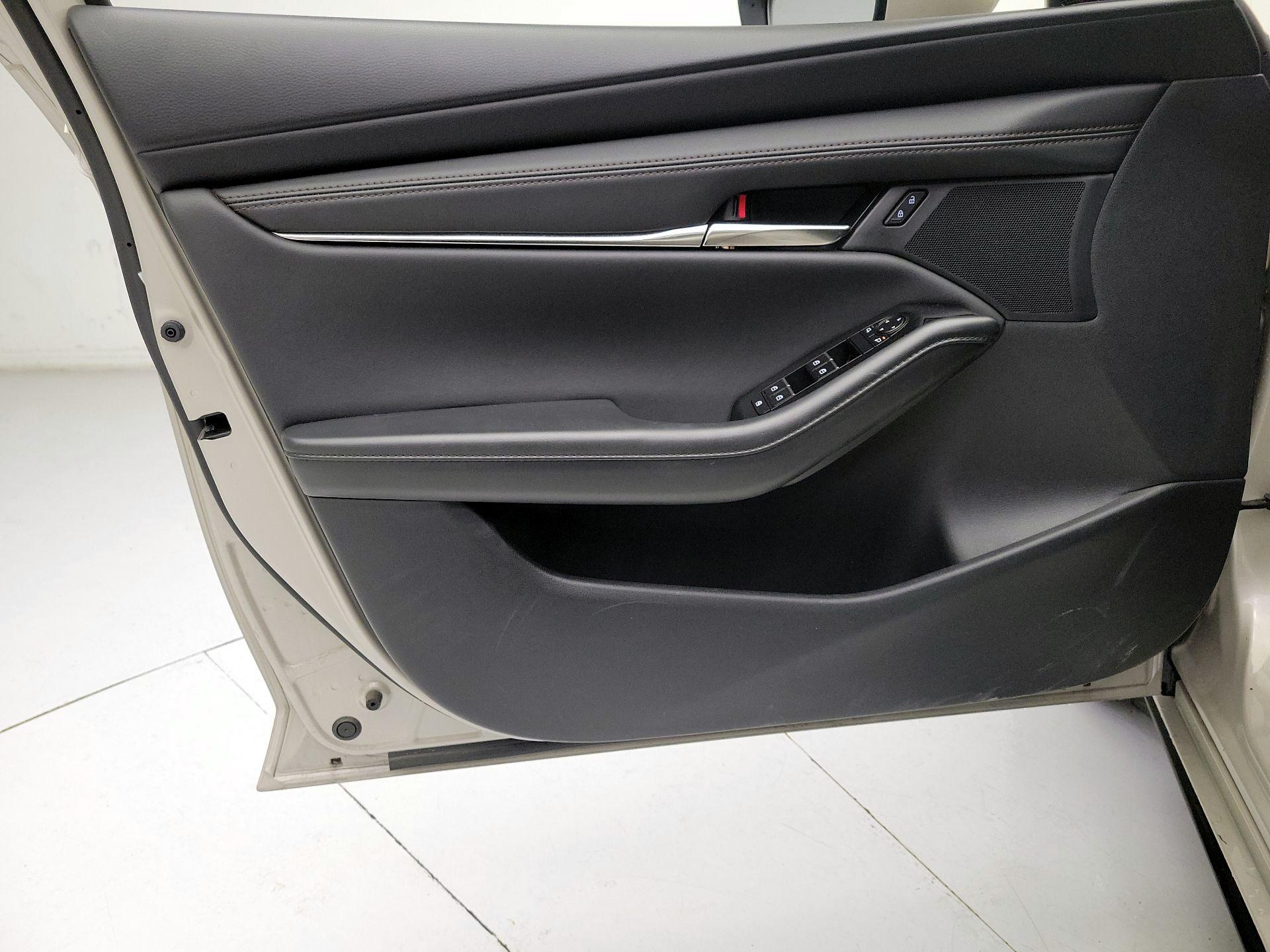 Thumbnail: 2025 Mazda Mazda3 - 12