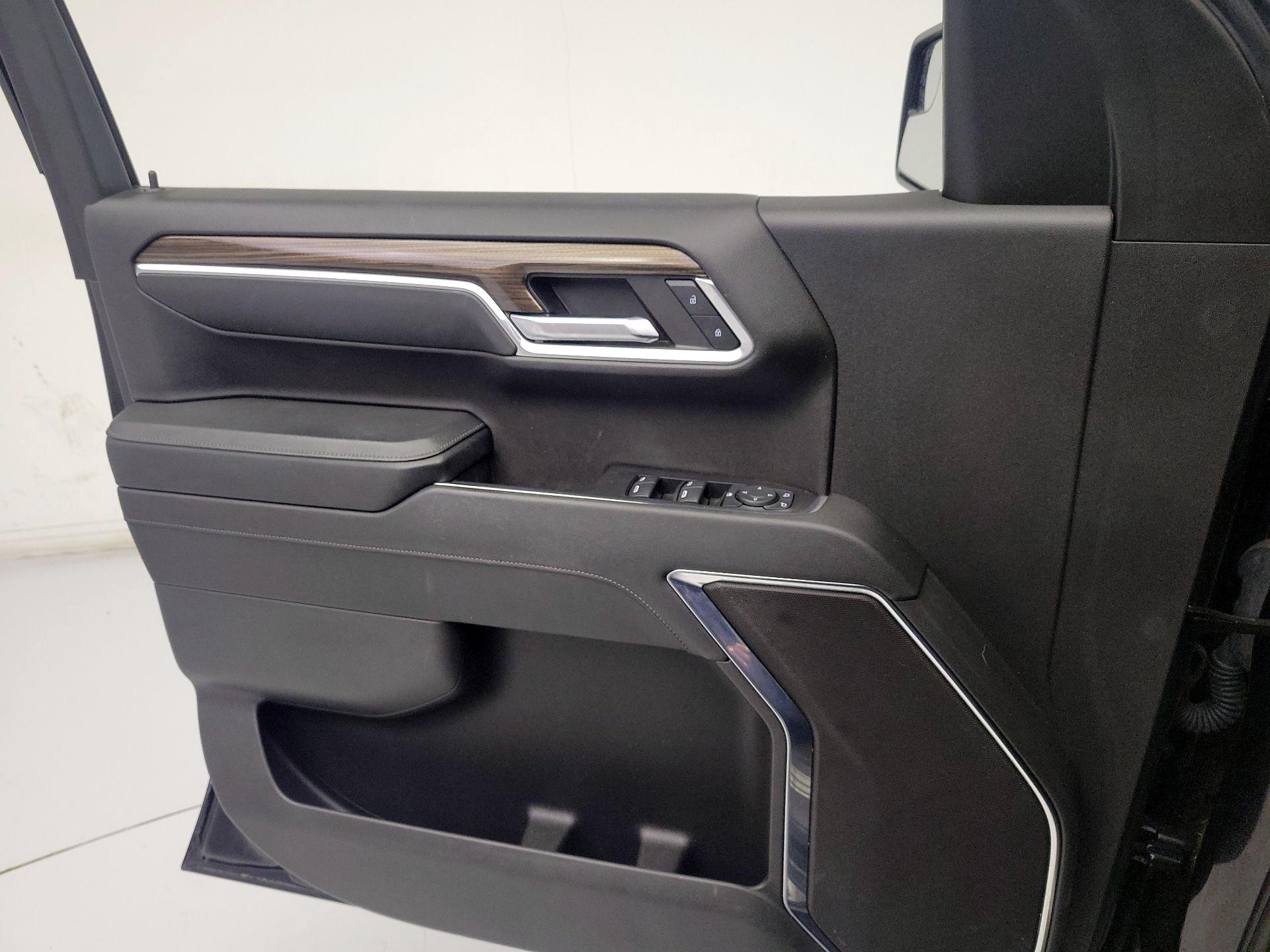 Thumbnail: 2024 Chevrolet Silverado 1500 - 12