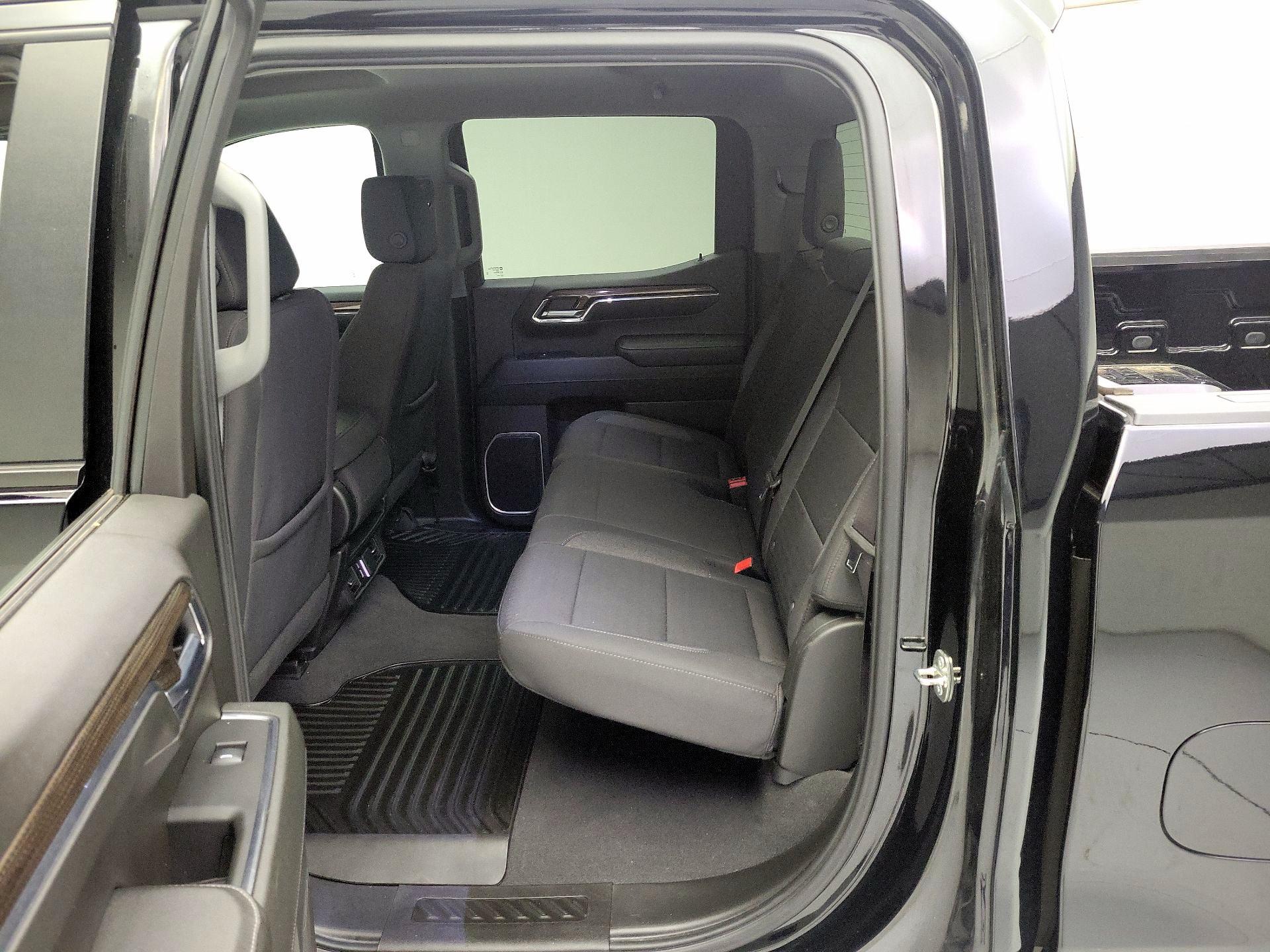 Thumbnail: 2024 Chevrolet Silverado 1500 - 20