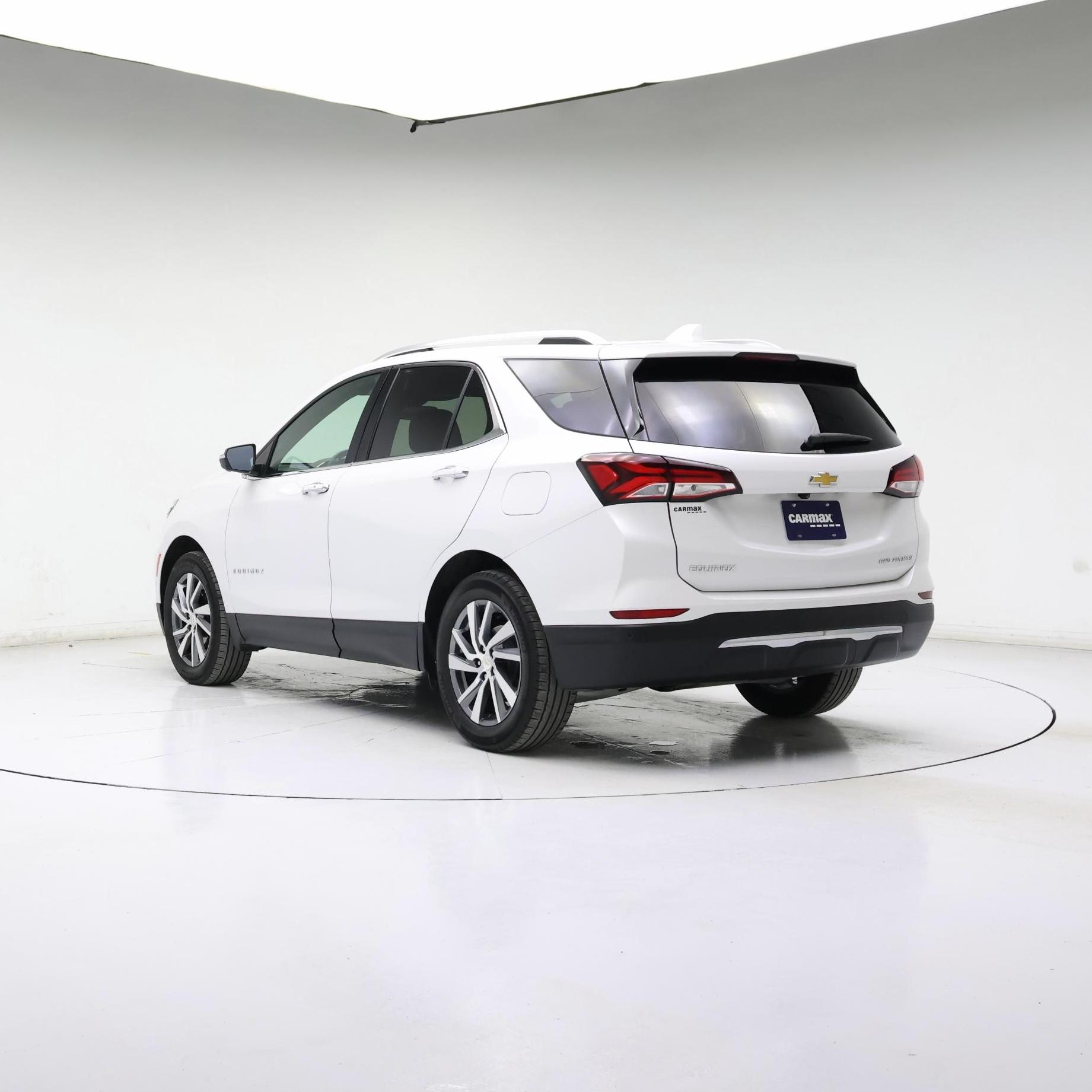 Thumbnail: 2022 Chevrolet Equinox - 2