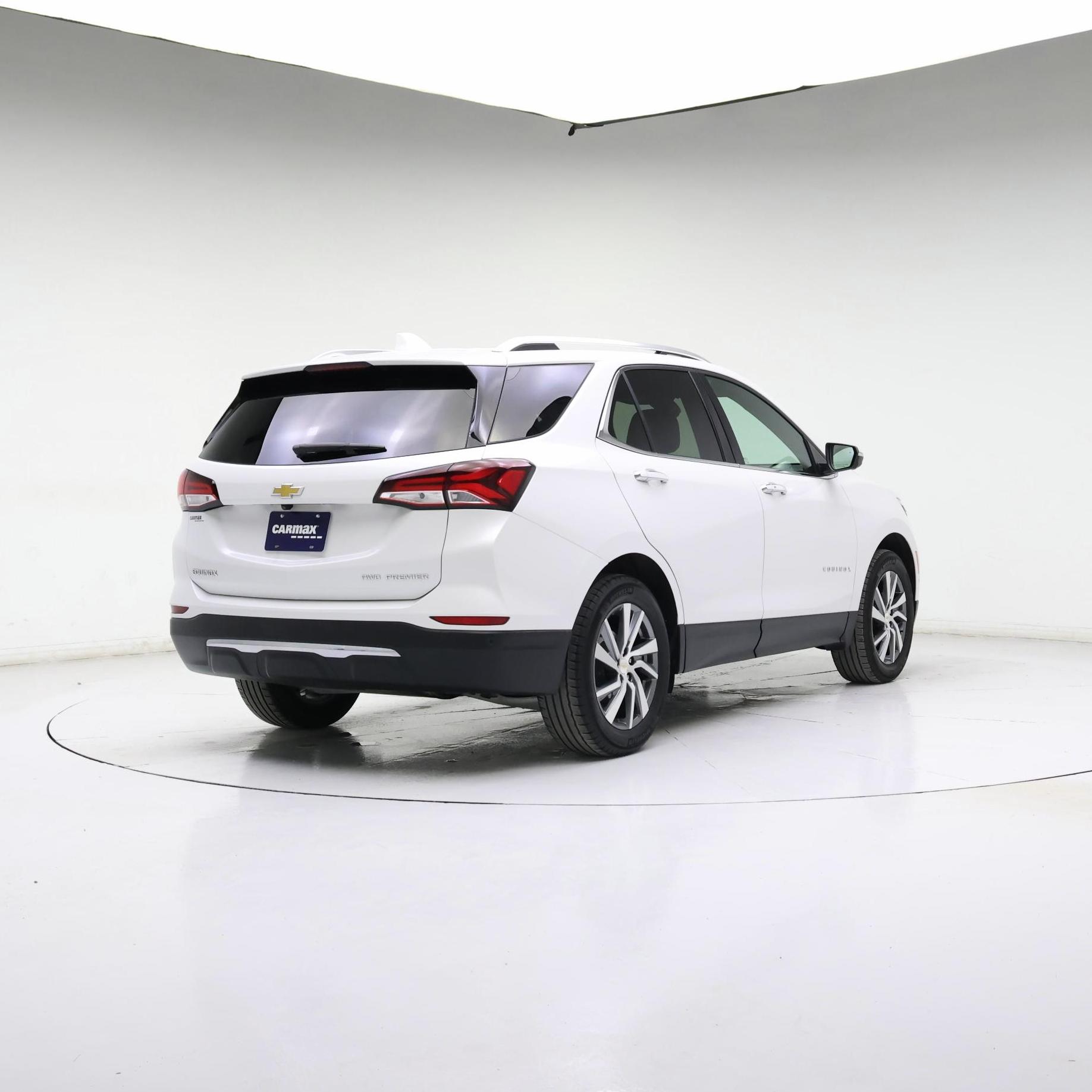 Thumbnail: 2022 Chevrolet Equinox - 8