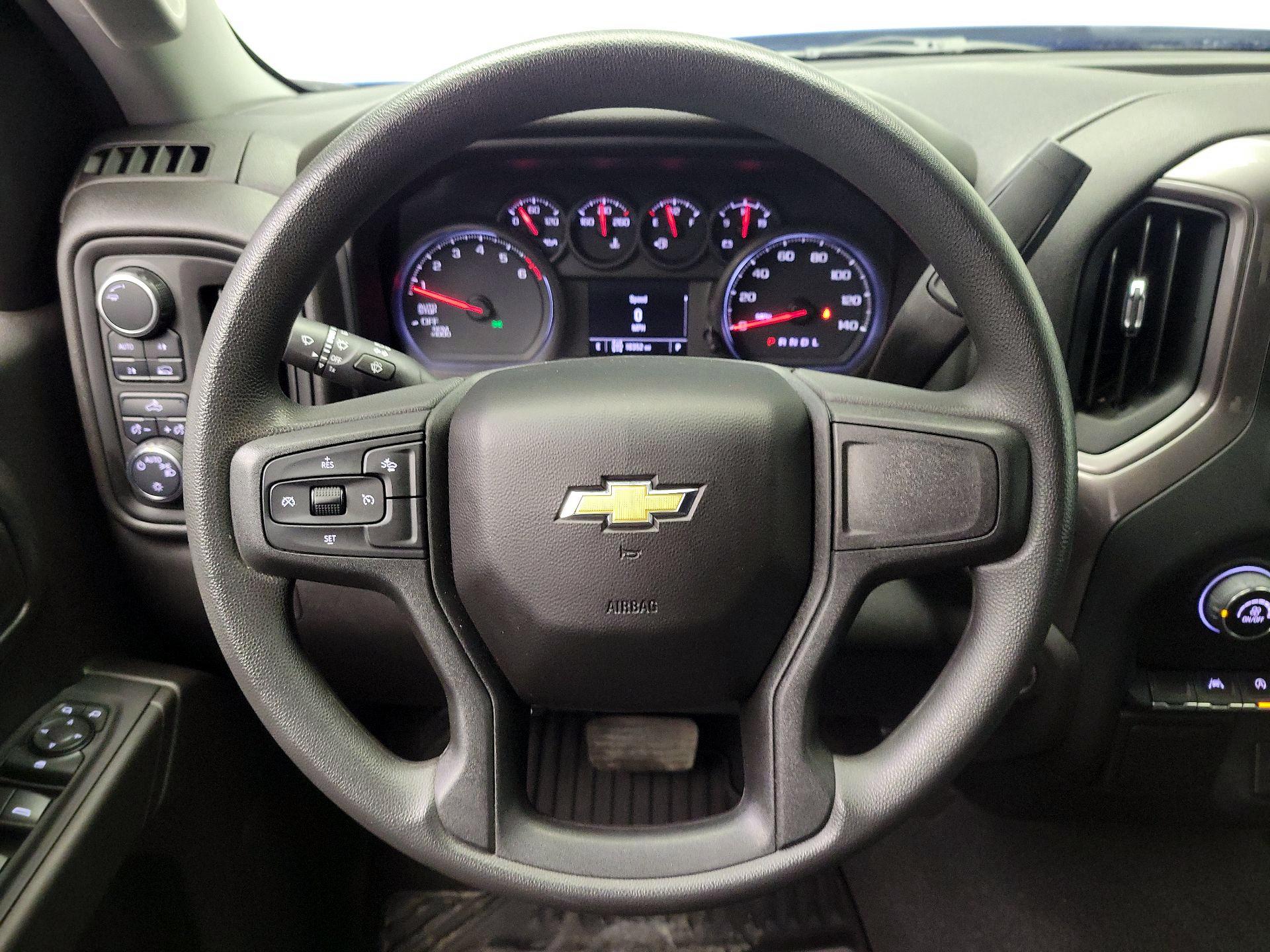 Thumbnail: 2023 Chevrolet Silverado 1500 - 10