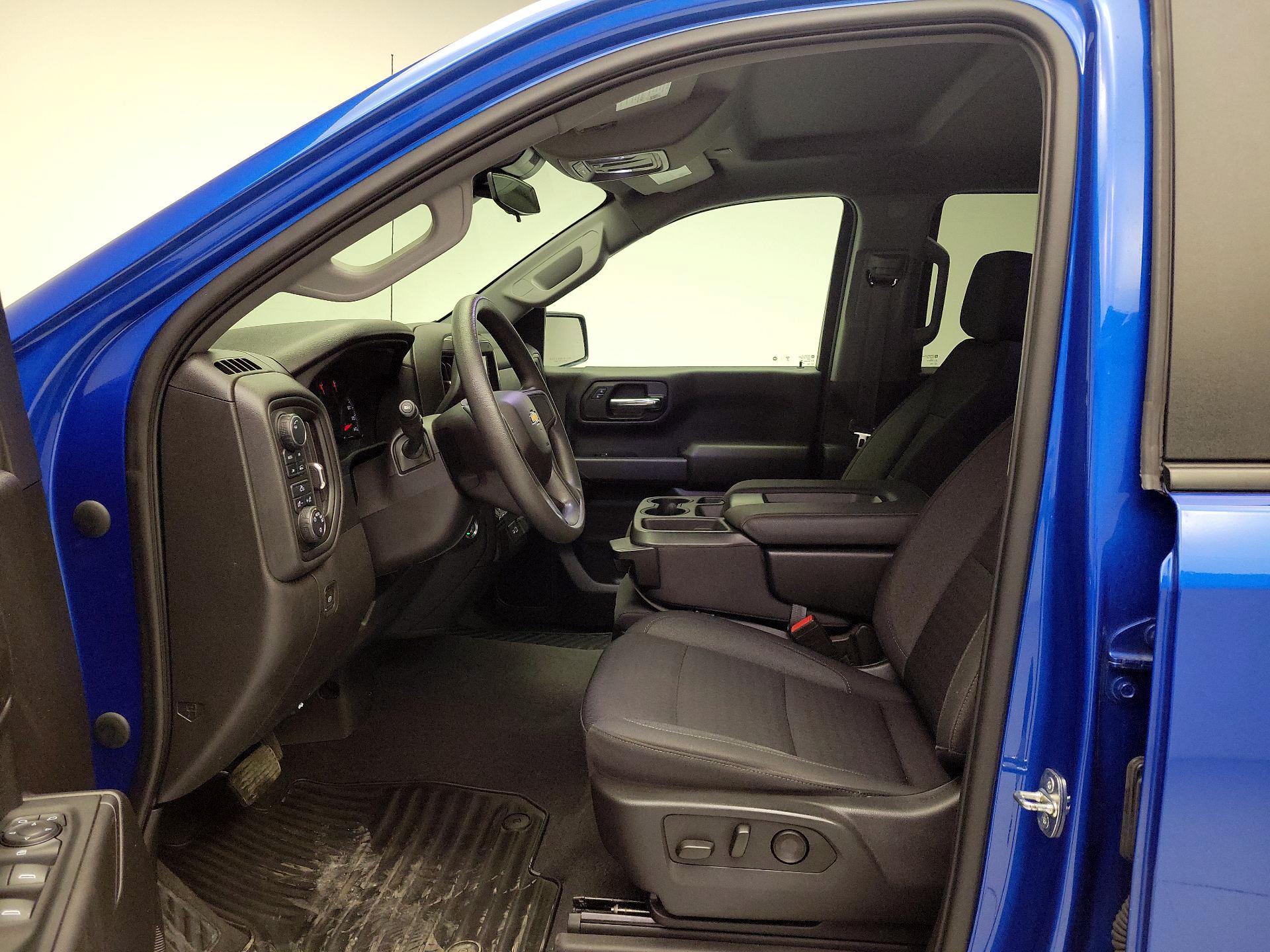 Thumbnail: 2023 Chevrolet Silverado 1500 - 11