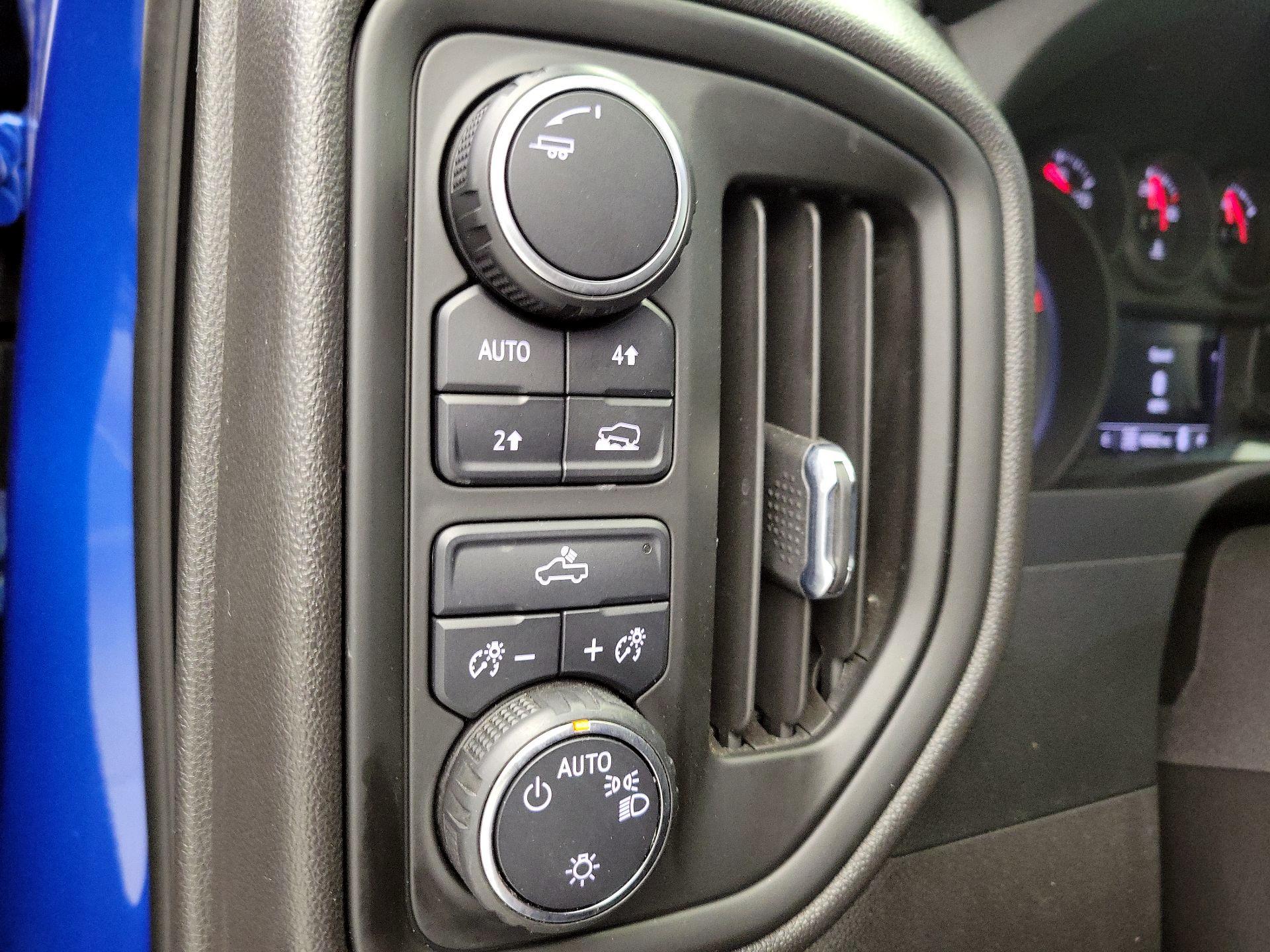 Thumbnail: 2023 Chevrolet Silverado 1500 - 13