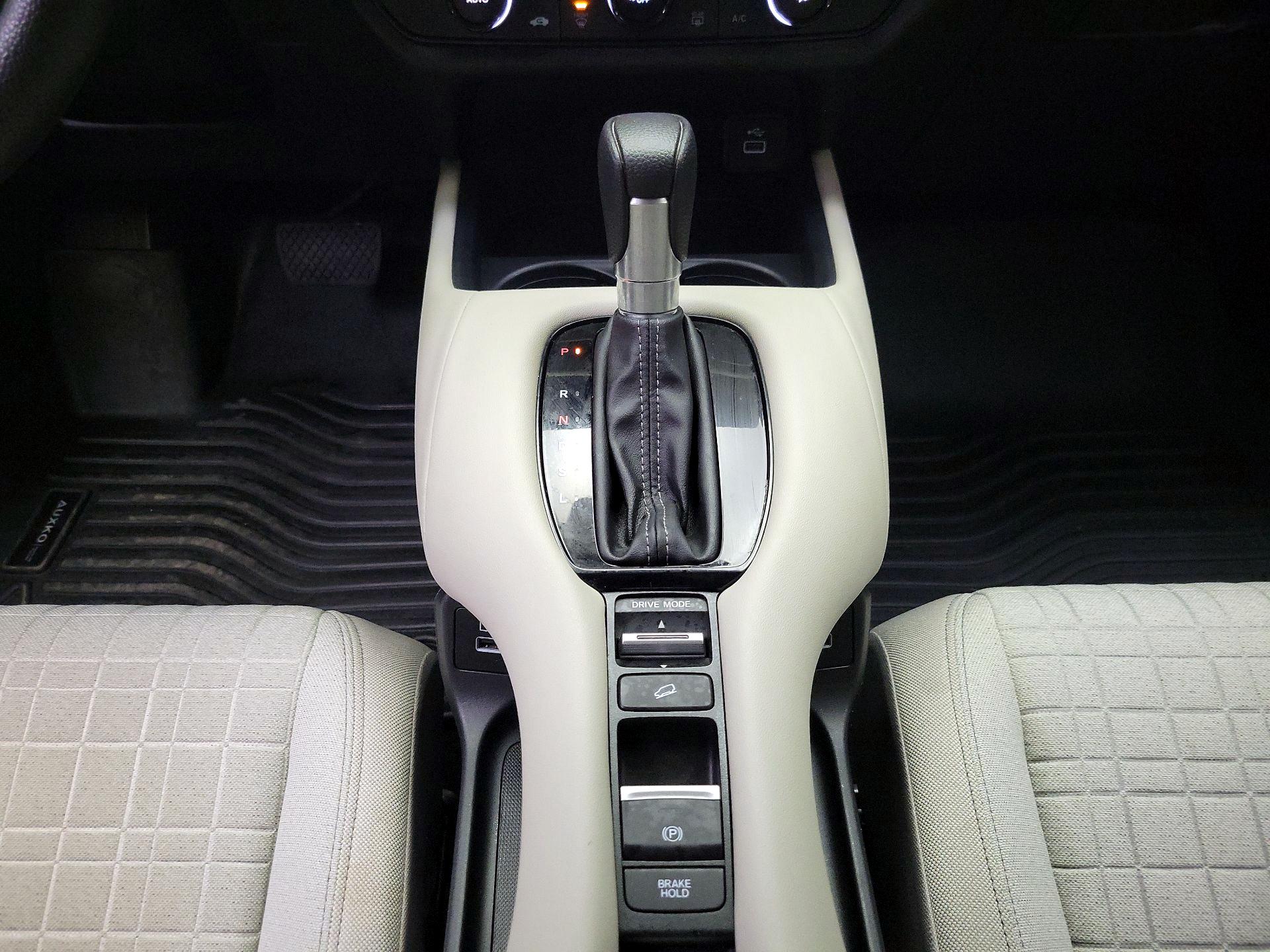 Thumbnail: 2023 Honda HR-V - 17