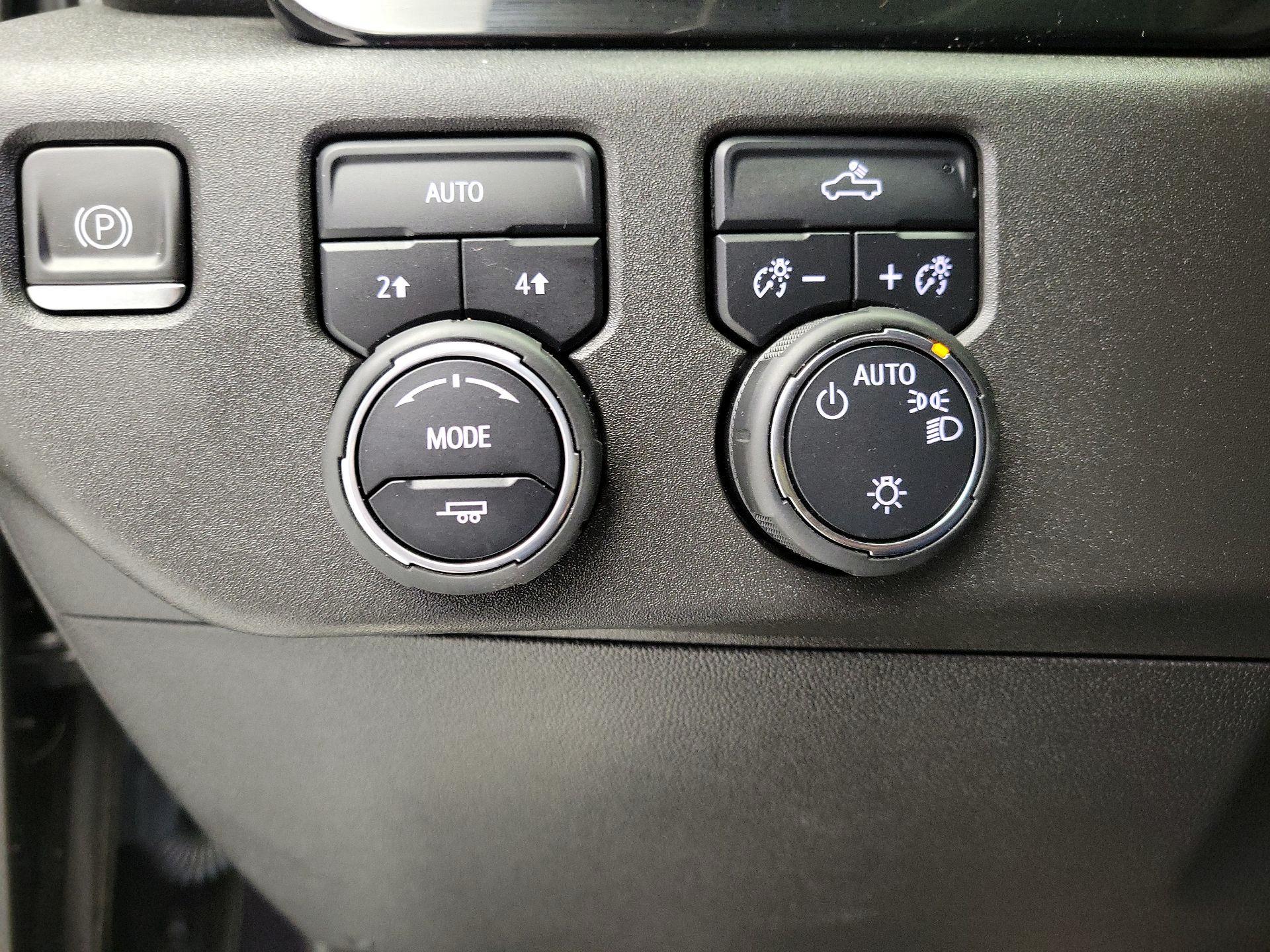 Thumbnail: 2022 Chevrolet Silverado 1500 - 13