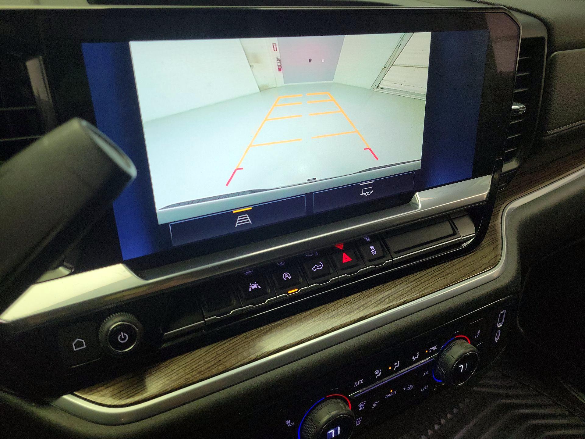 Thumbnail: 2022 Chevrolet Silverado 1500 - 15