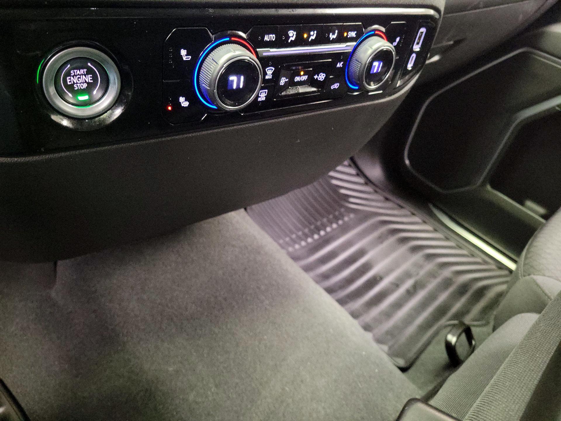 Thumbnail: 2022 Chevrolet Silverado 1500 - 17