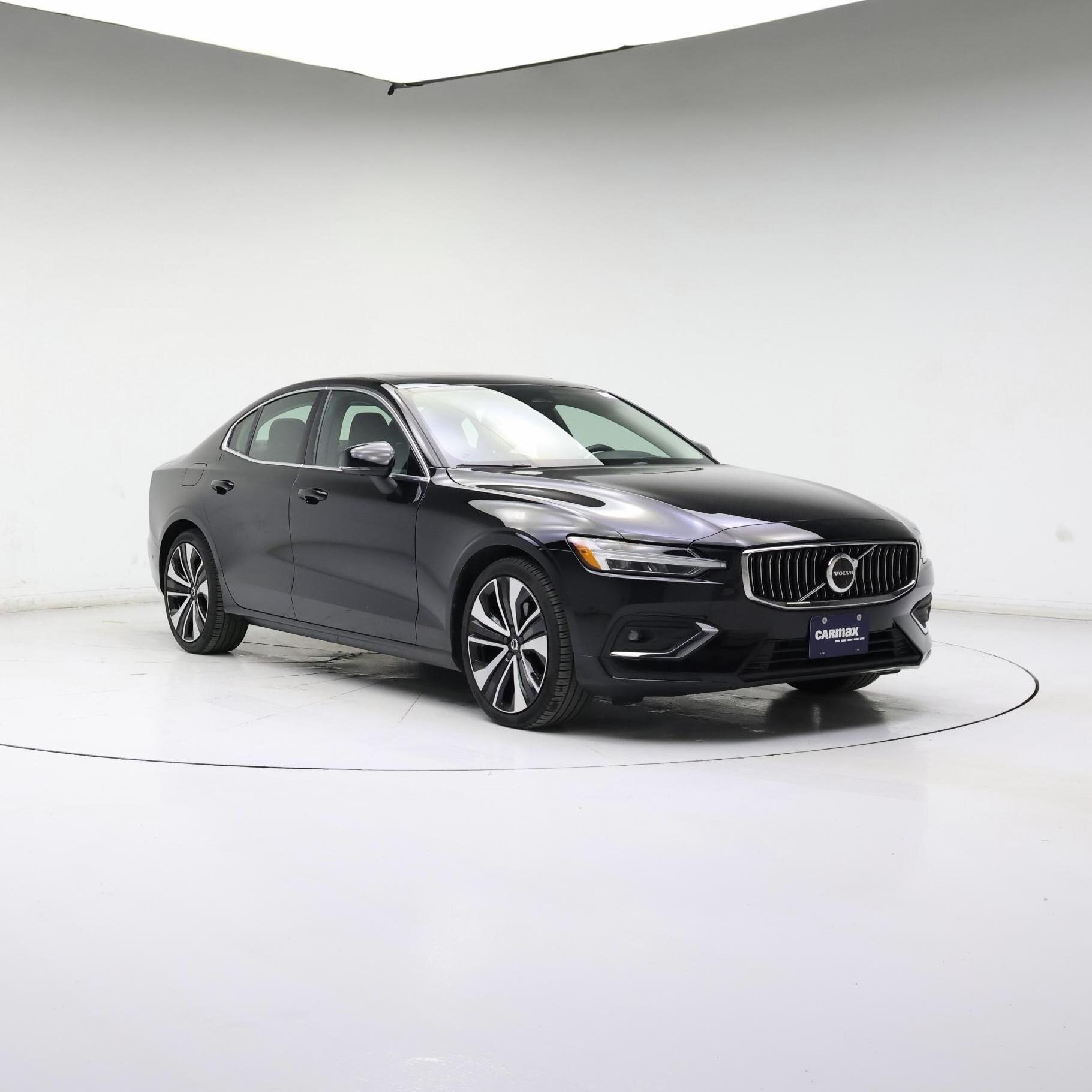 2023 Volvo S60 B5 Ultimate Bright Theme AWD