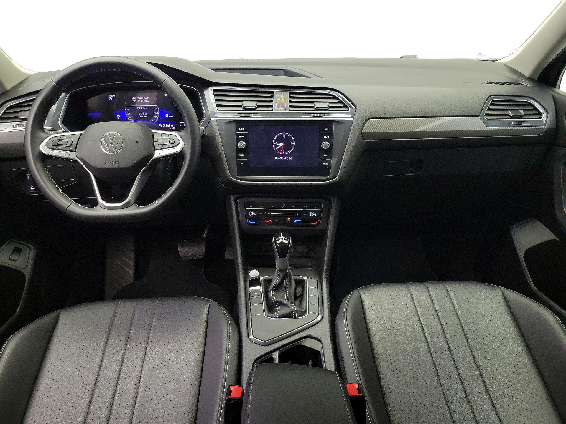 Thumbnail: 2024 Volkswagen Tiguan - 9