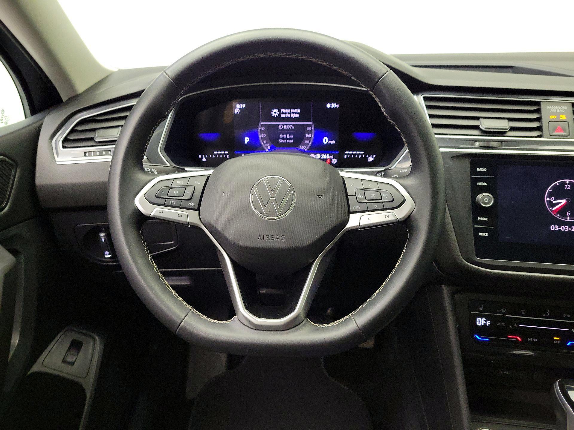 Thumbnail: 2024 Volkswagen Tiguan - 10