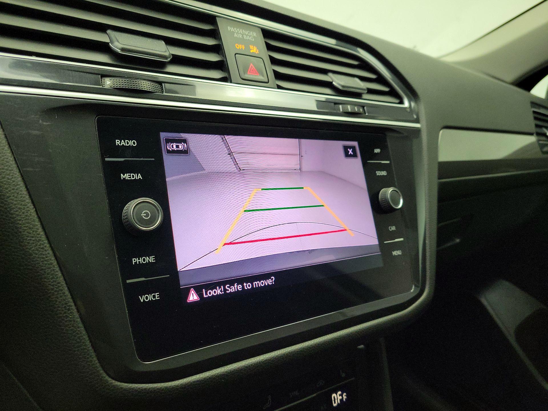 Thumbnail: 2024 Volkswagen Tiguan - 14