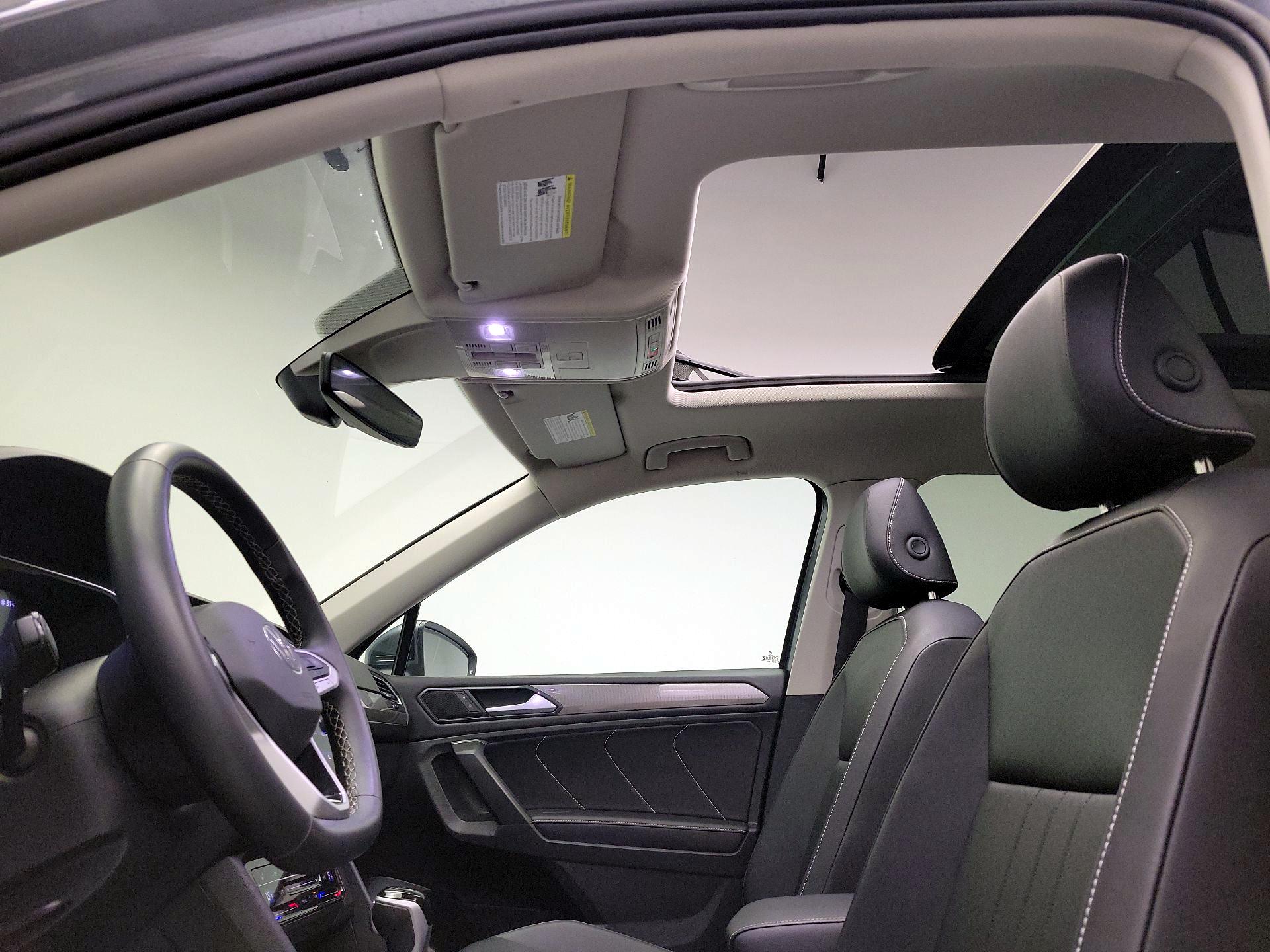 Thumbnail: 2024 Volkswagen Tiguan - 19