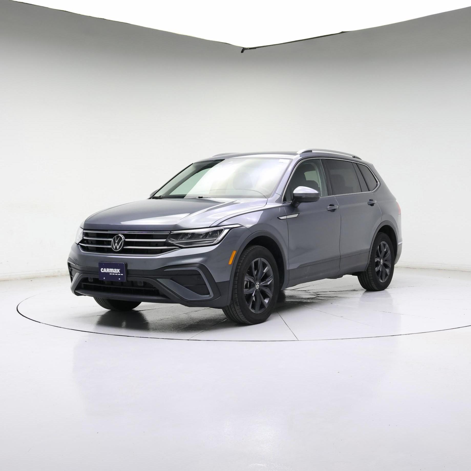 Thumbnail: 2024 Volkswagen Tiguan - 4