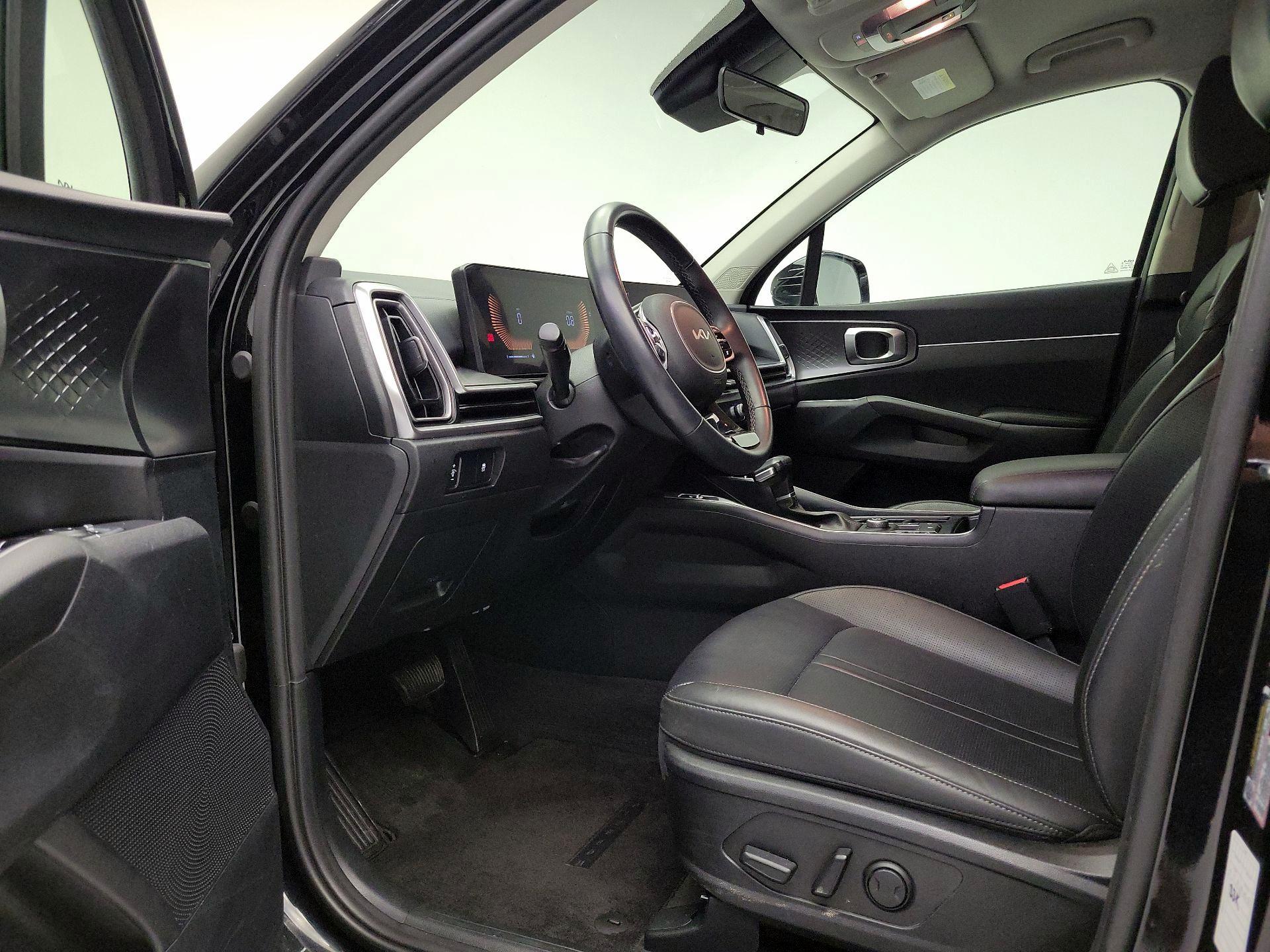 Thumbnail: 2024 Kia Sorento - 11