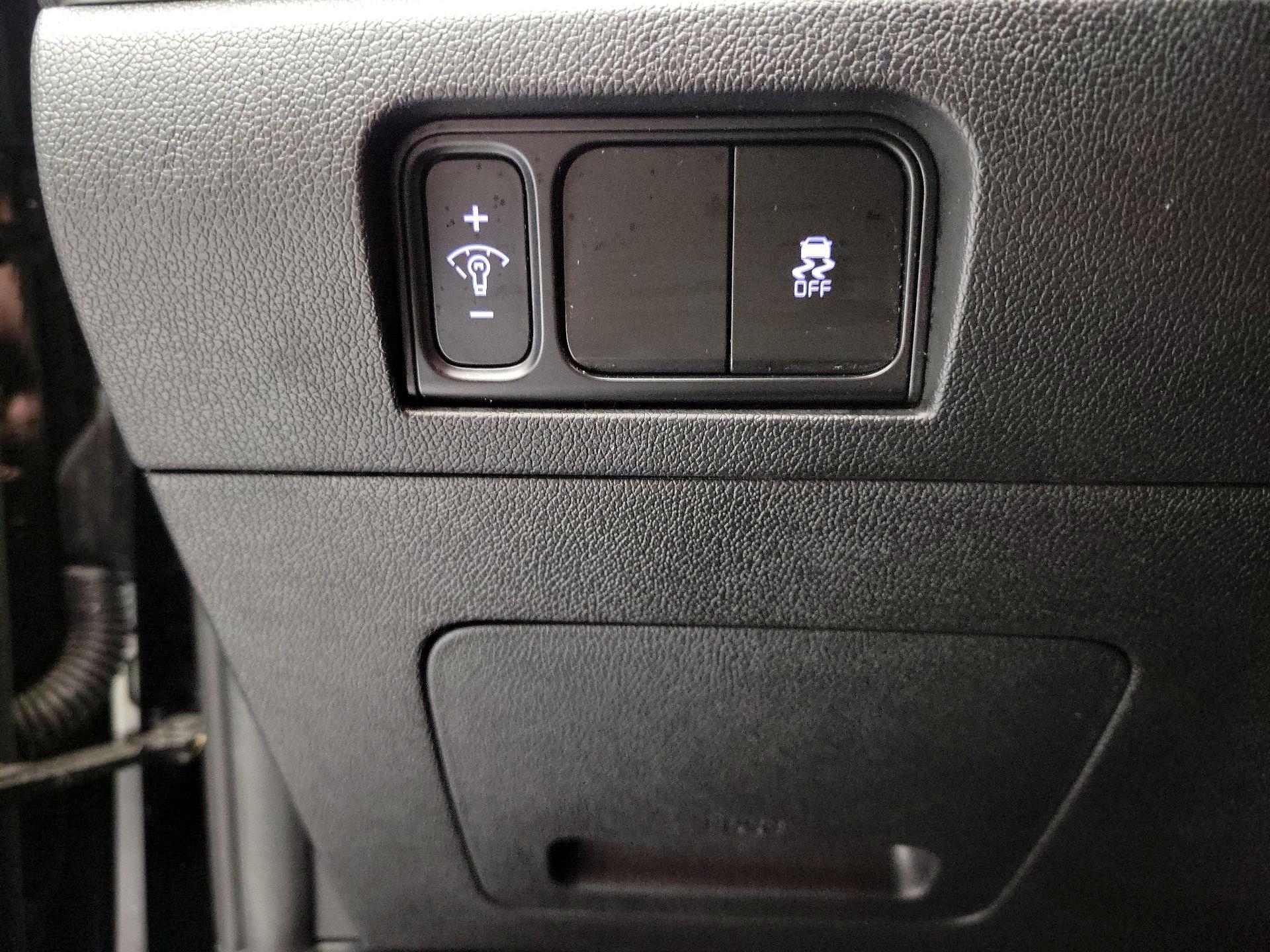 Thumbnail: 2024 Kia Sorento - 13