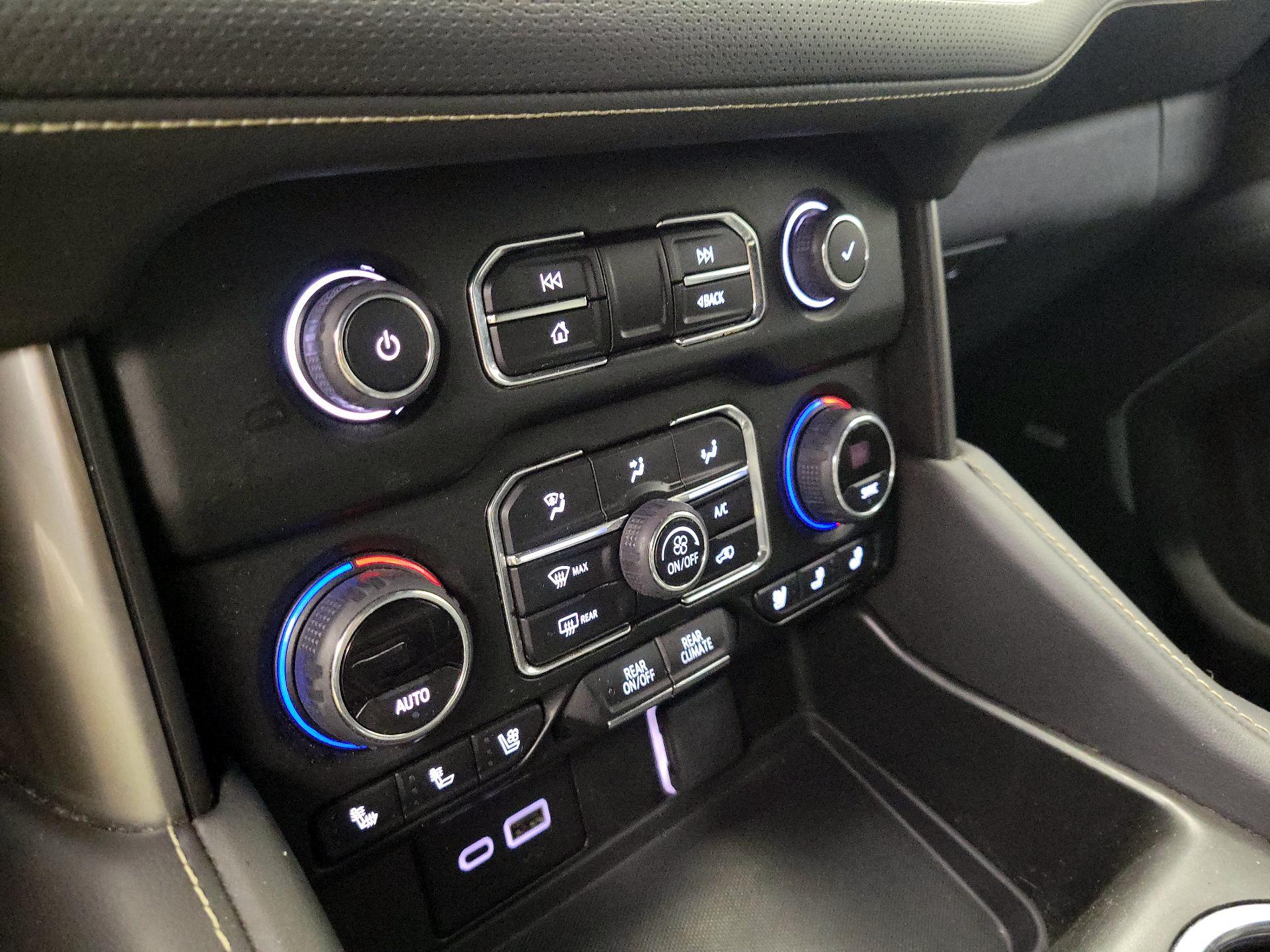 Thumbnail: 2024 Chevrolet Tahoe - 16