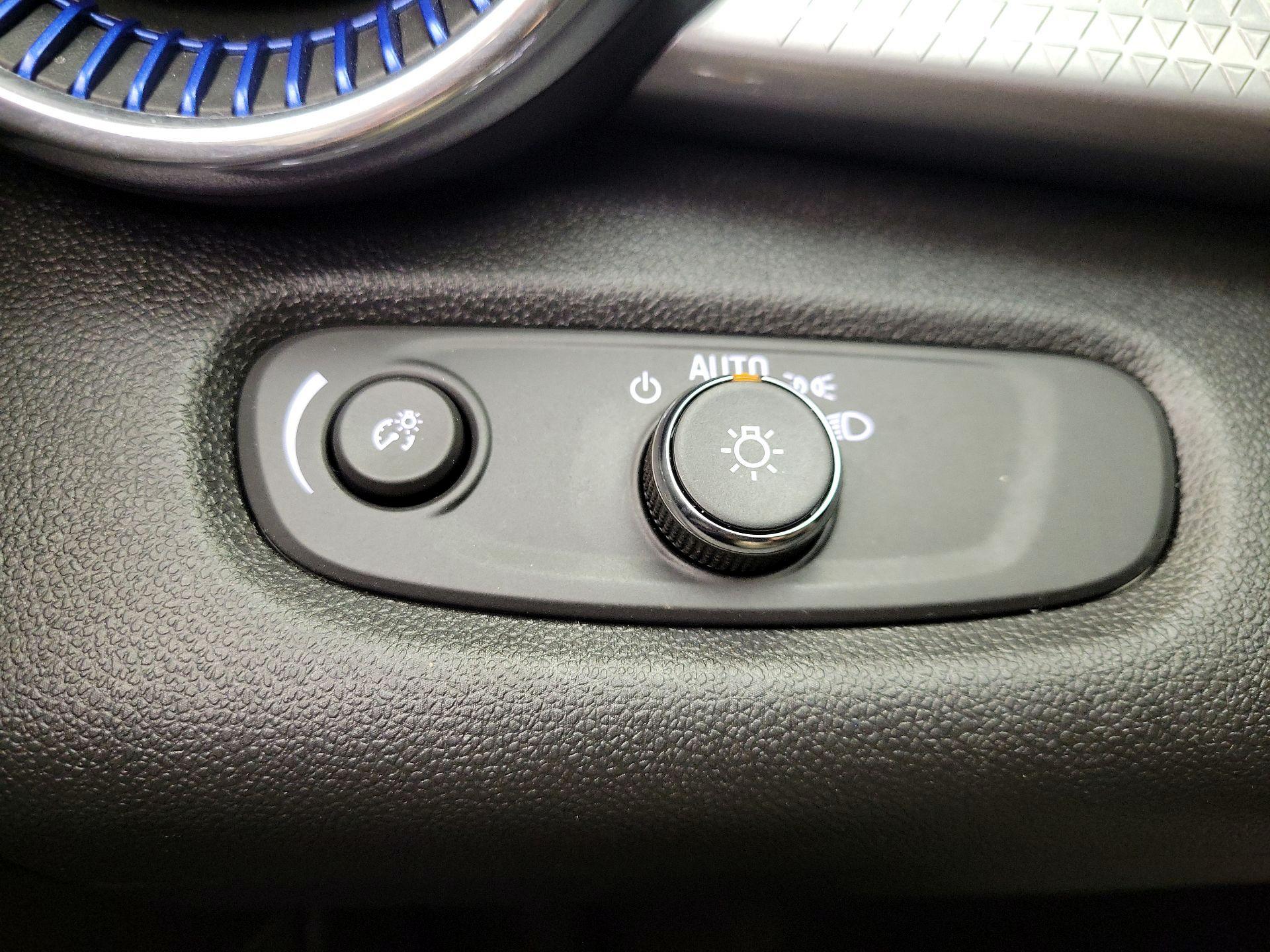 Thumbnail: 2025 Chevrolet Trax - 13