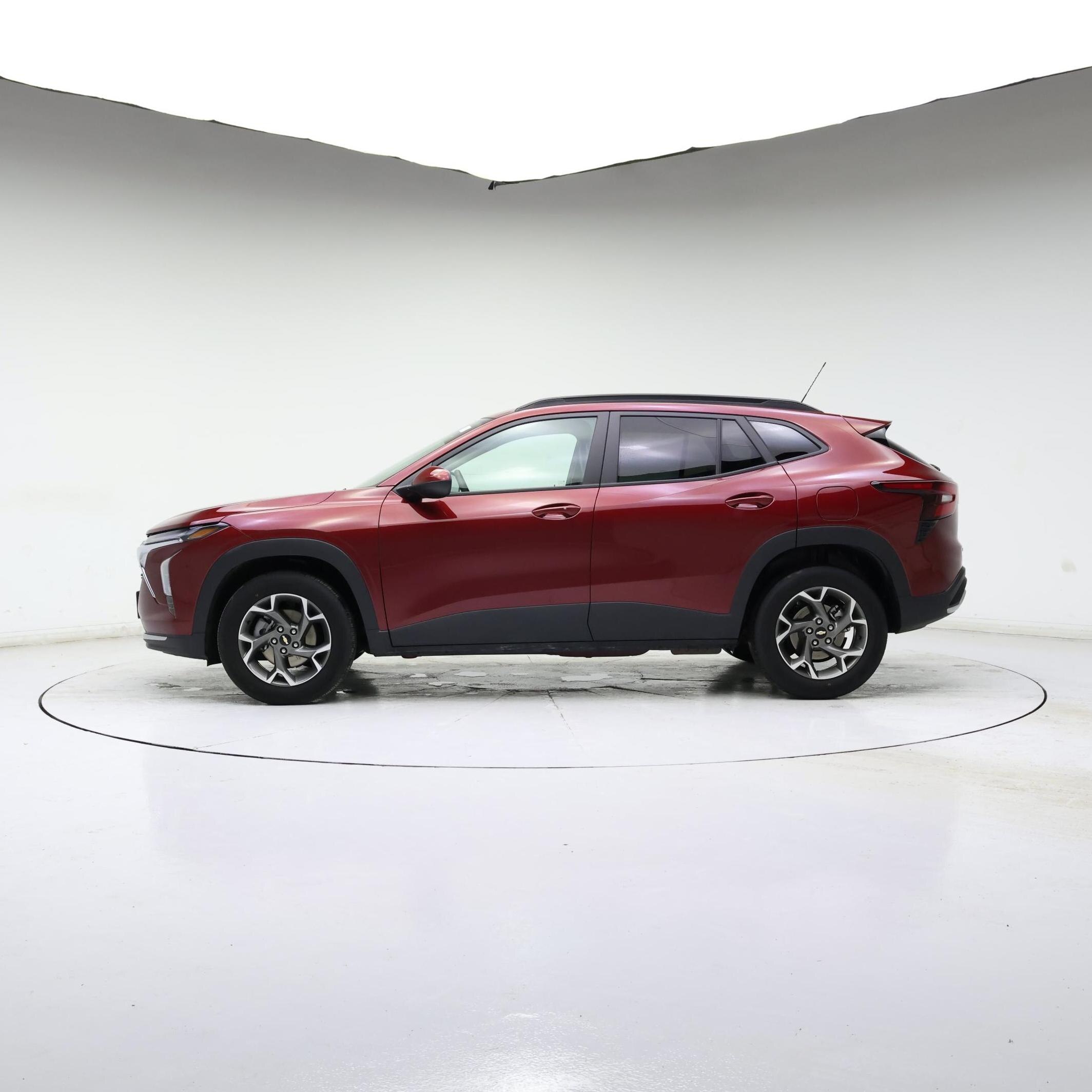 Thumbnail: 2025 Chevrolet Trax - 3