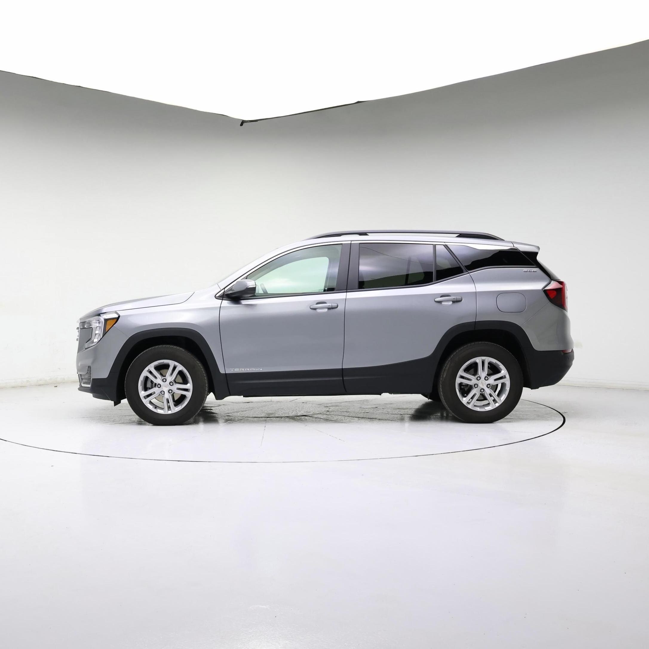 Thumbnail: 2024 GMC Terrain - 3