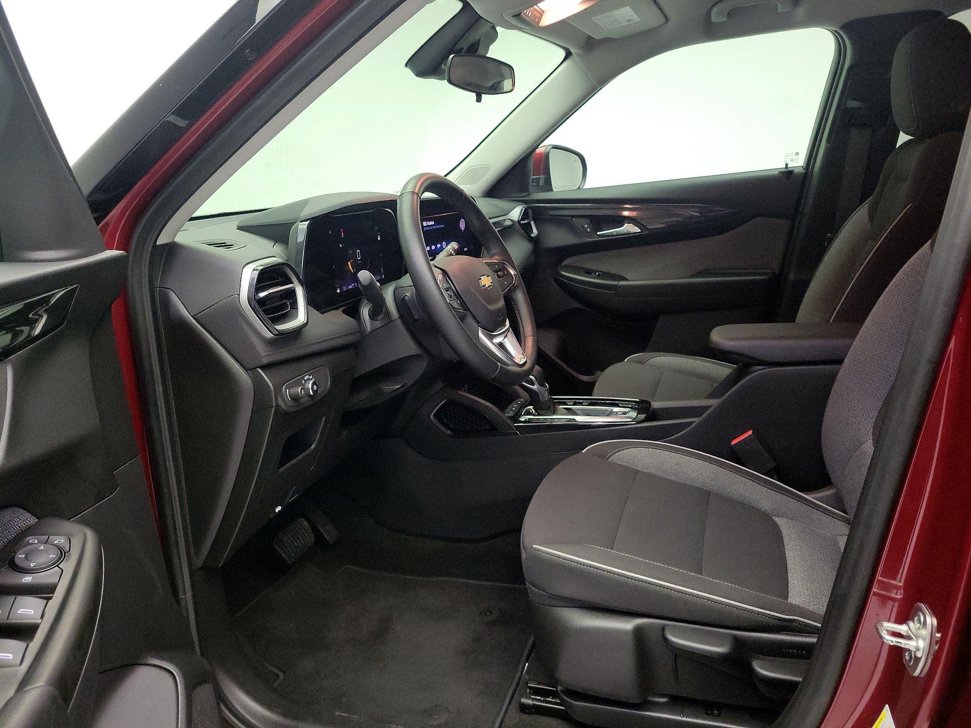 Thumbnail: 2024 Chevrolet TrailBlazer - 11