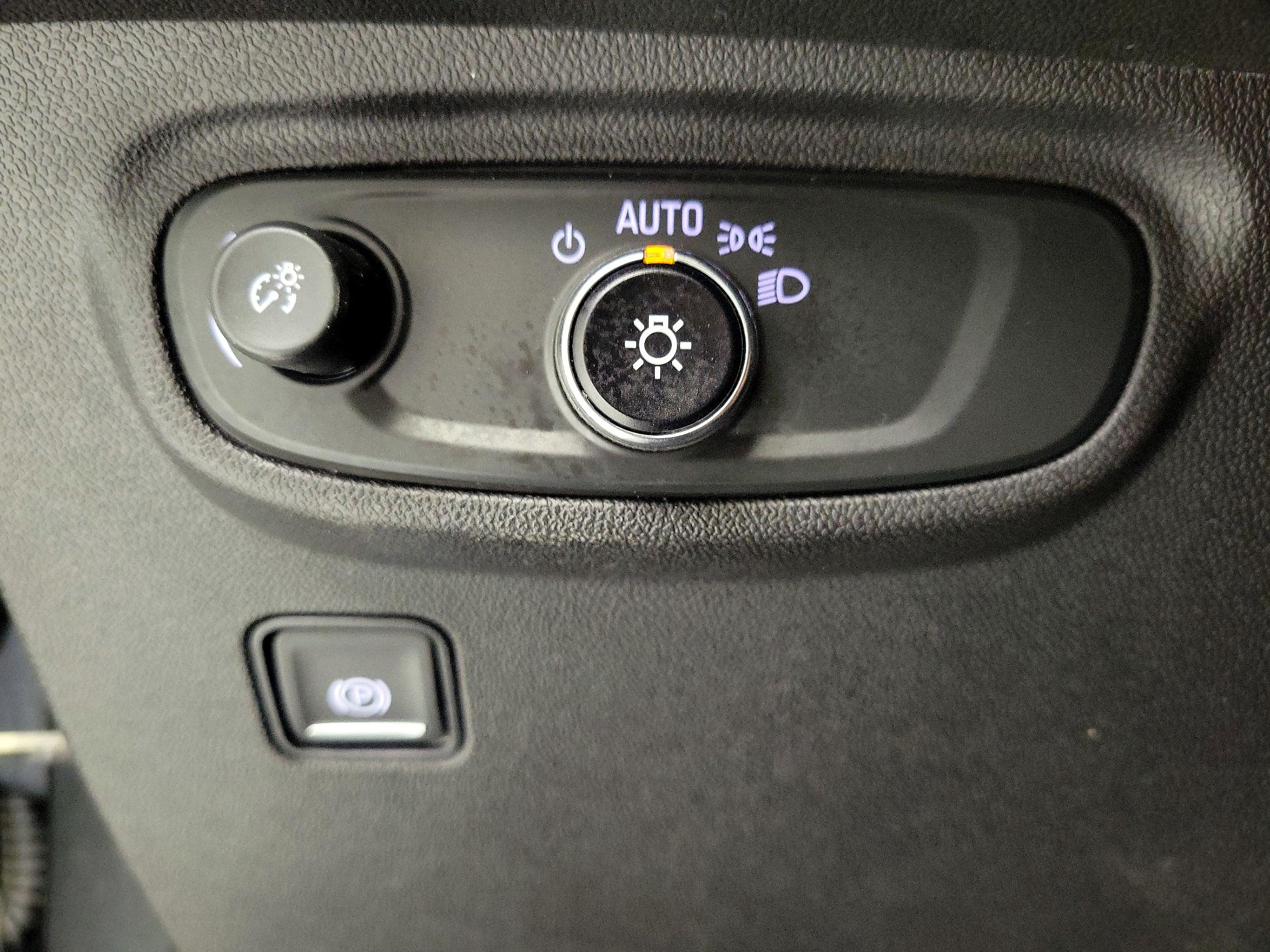 Thumbnail: 2021 GMC Terrain - 13