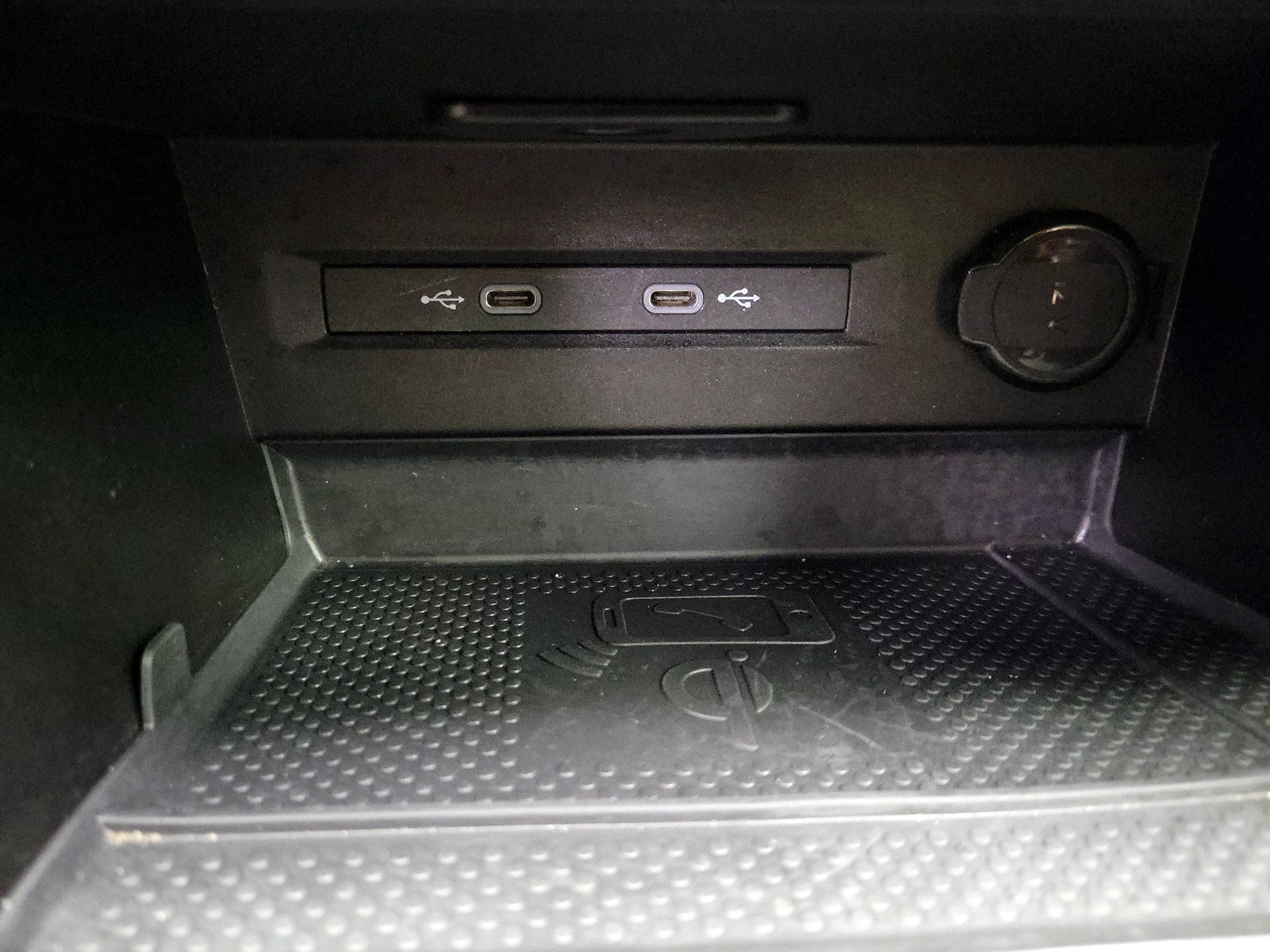 Thumbnail: 2024 Volkswagen Taos - 18