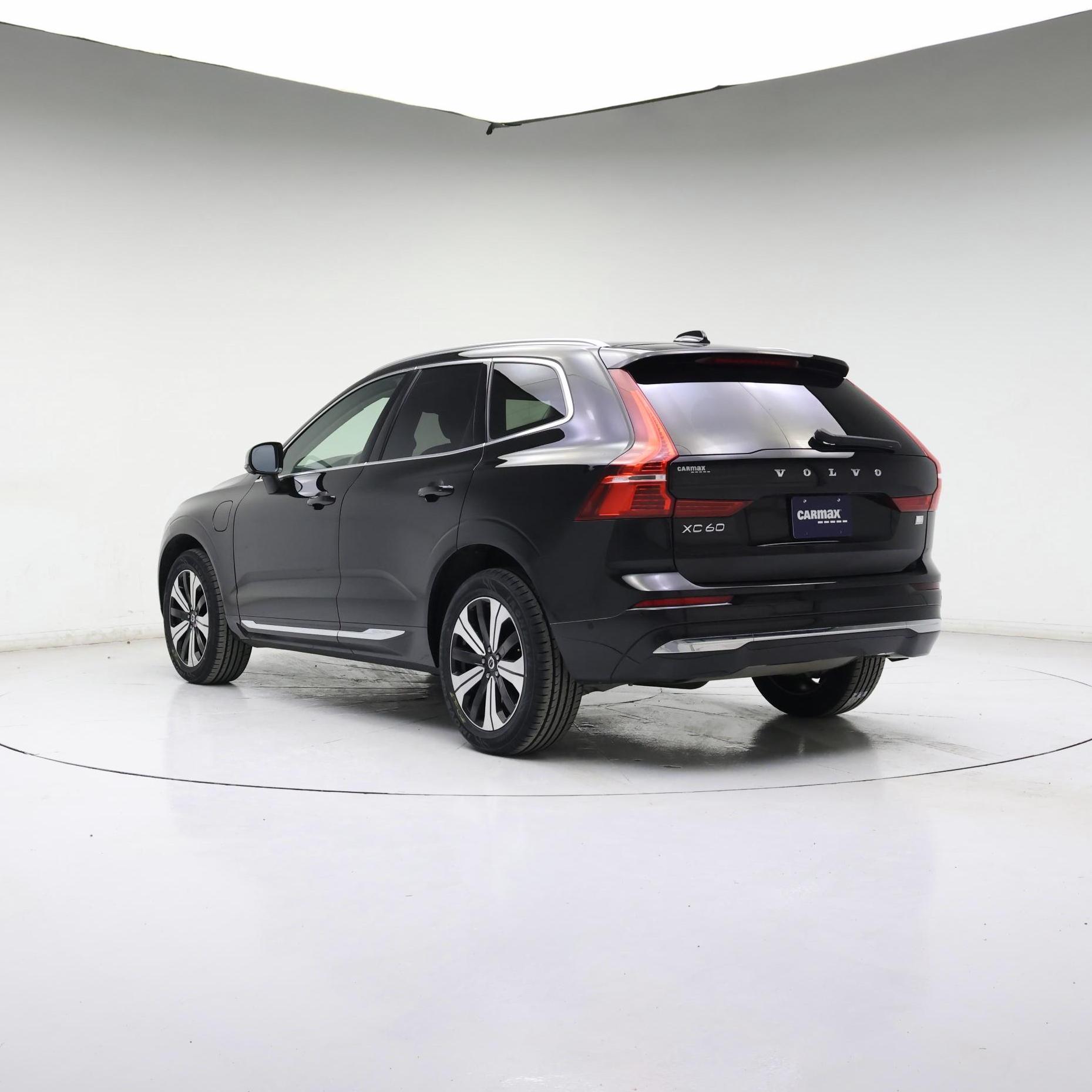 Thumbnail: 2023 Volvo XC60 - 2
