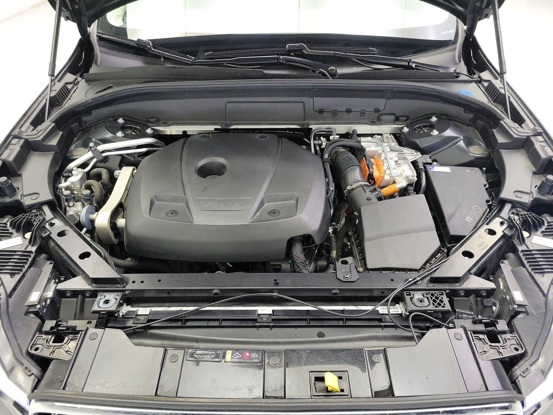 Thumbnail: 2023 Volvo XC60 - 20