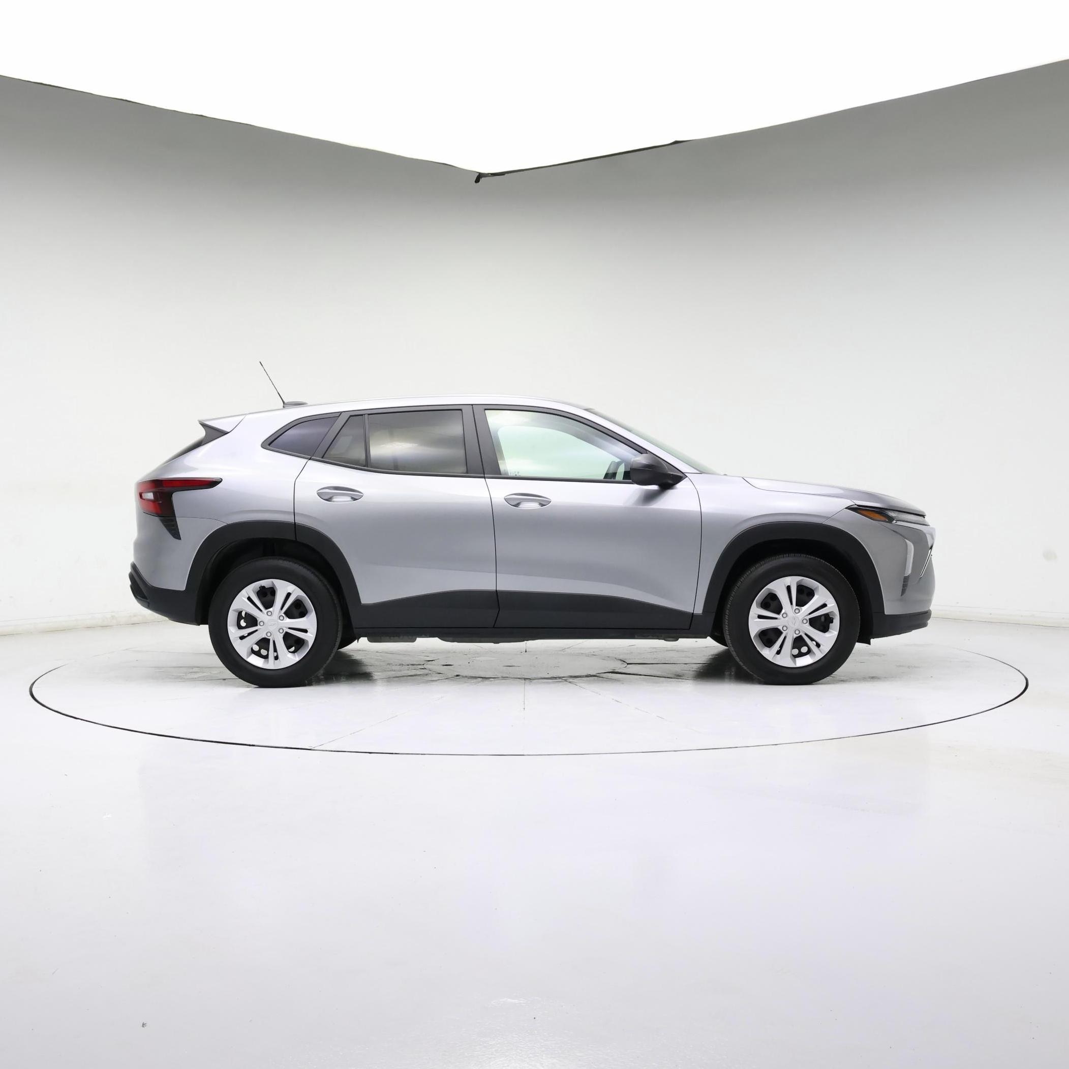 Thumbnail: 2024 Chevrolet Trax - 7