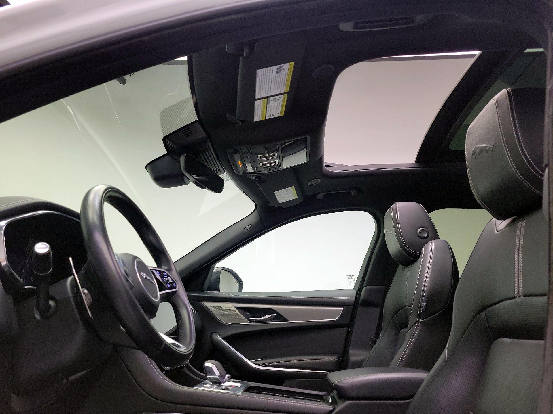 Thumbnail: 2024 Jaguar F-Pace - 19