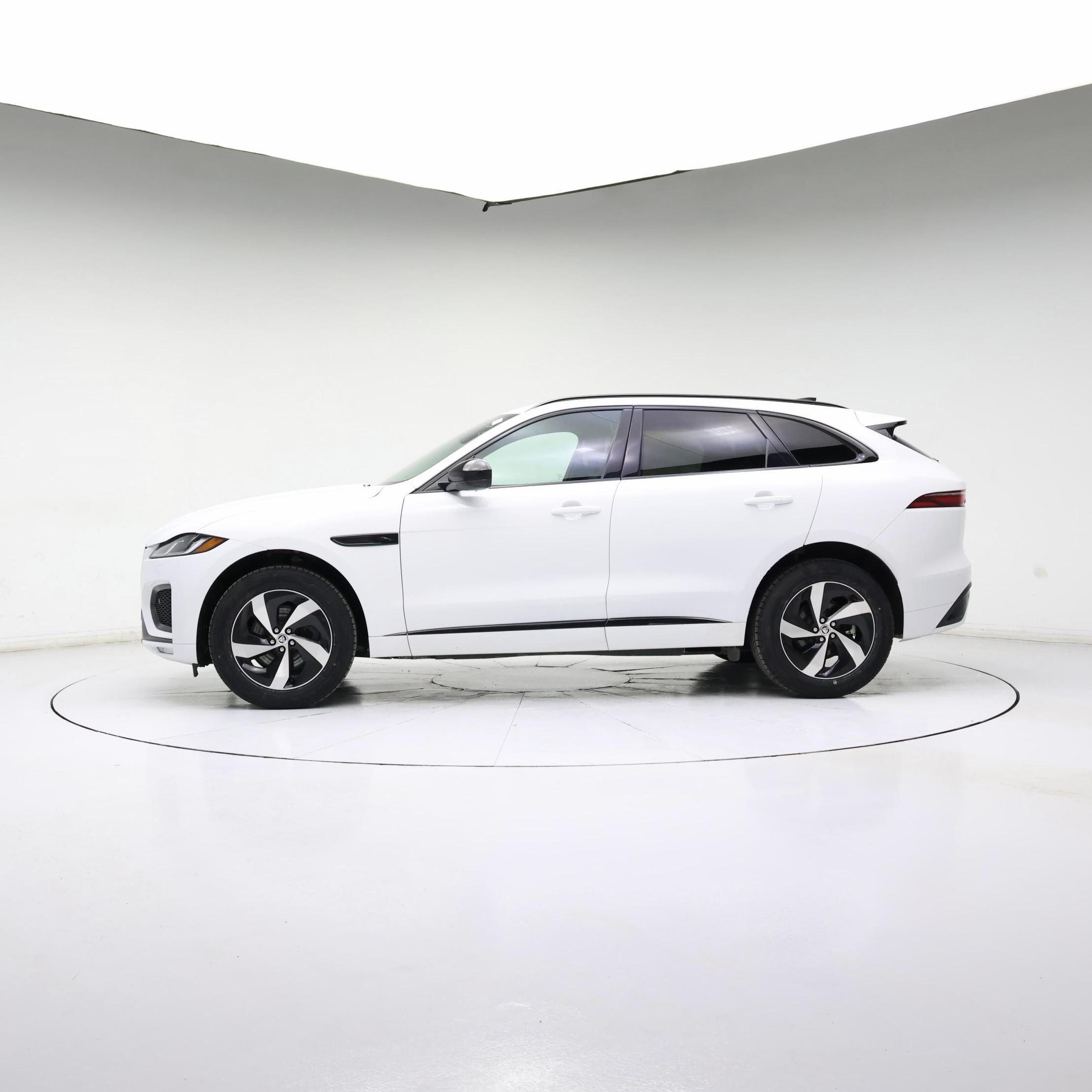 Thumbnail: 2024 Jaguar F-Pace - 3