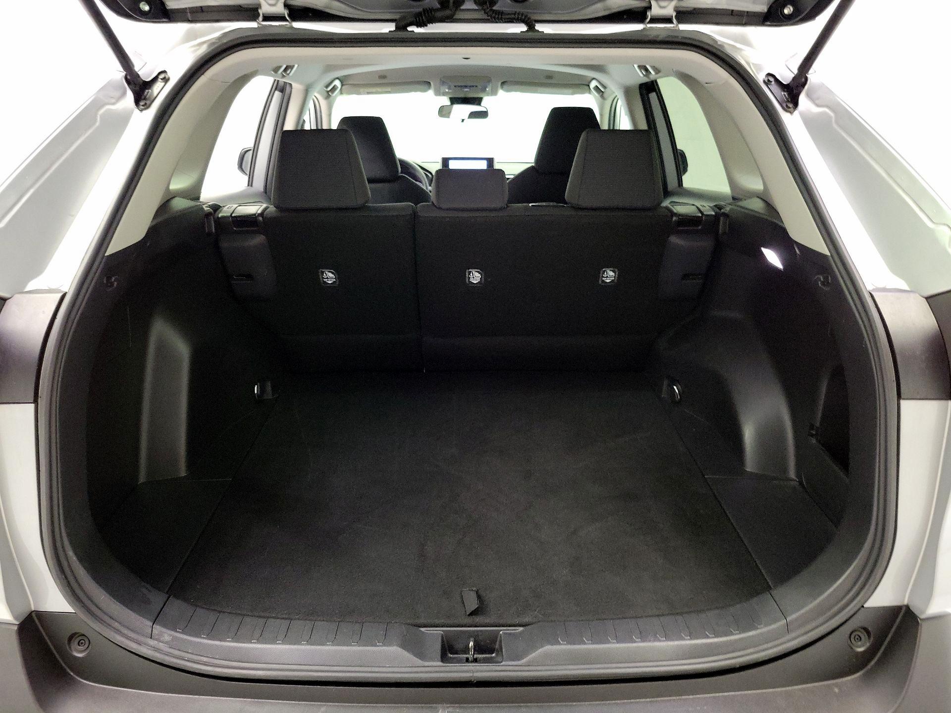 Thumbnail: 2025 Toyota RAV4 - 20