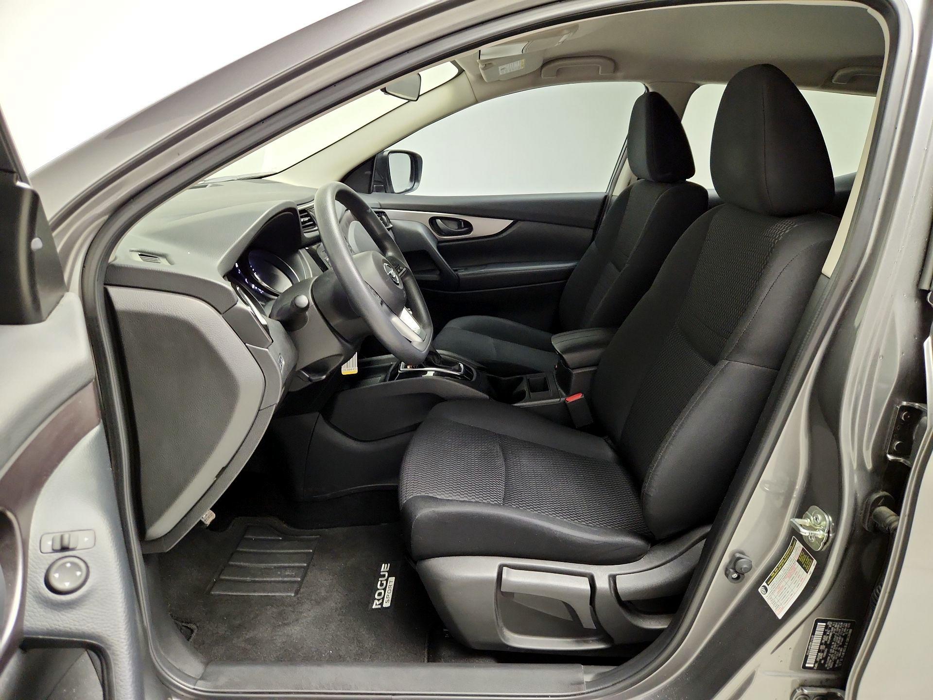 Thumbnail: 2022 Nissan Rogue Sport - 11