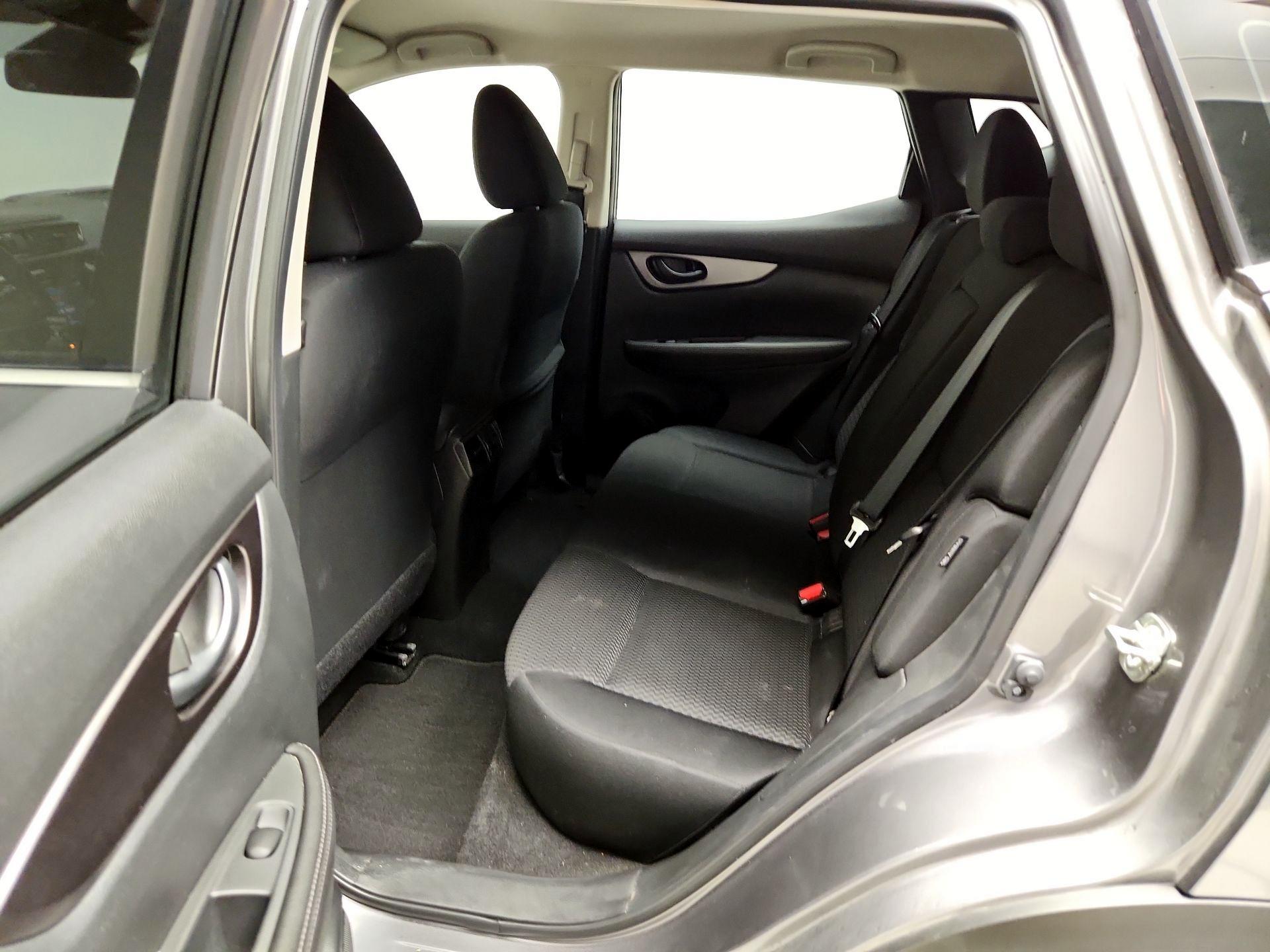 Thumbnail: 2022 Nissan Rogue Sport - 19