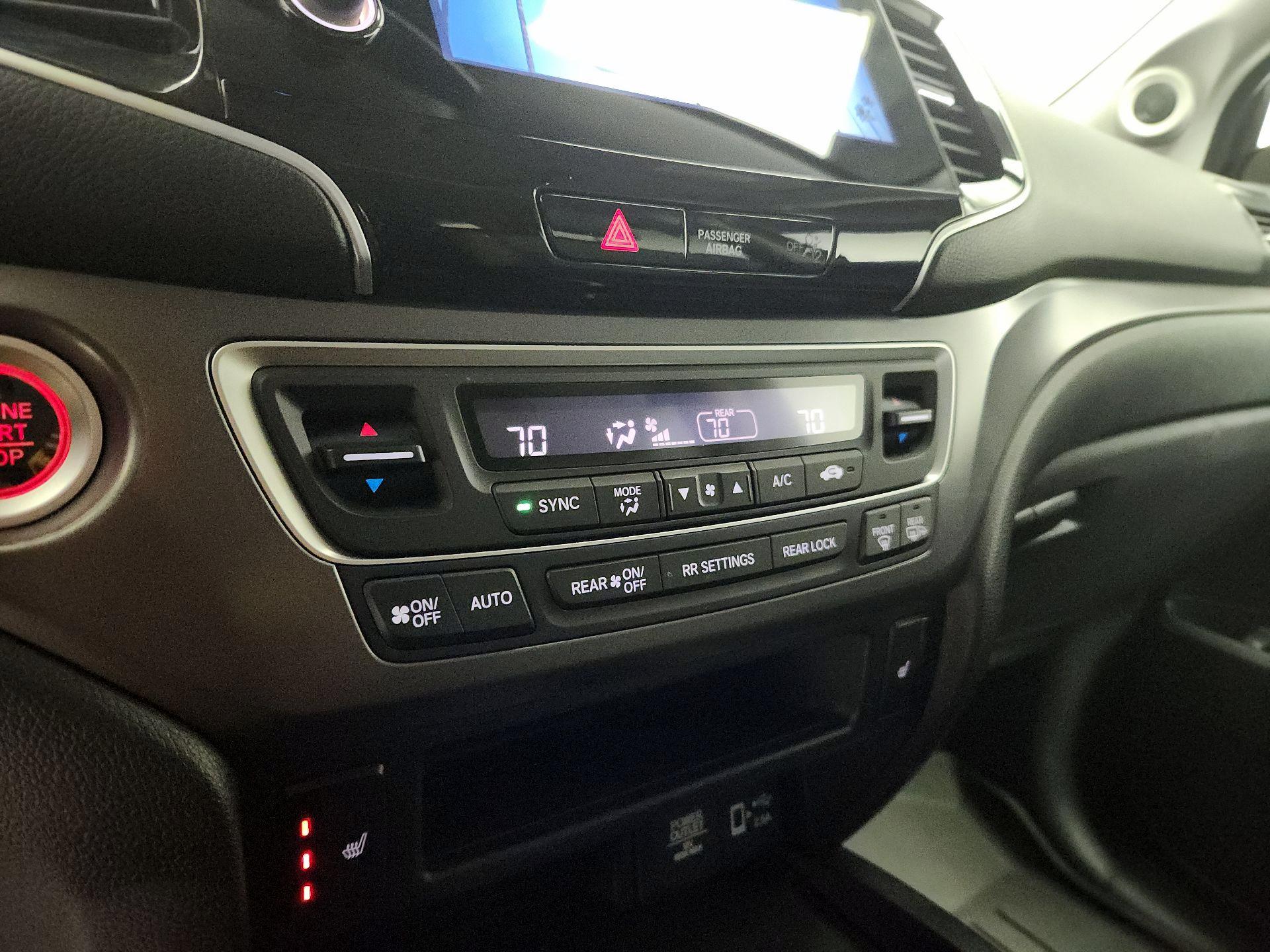 Thumbnail: 2020 Honda Pilot - 16