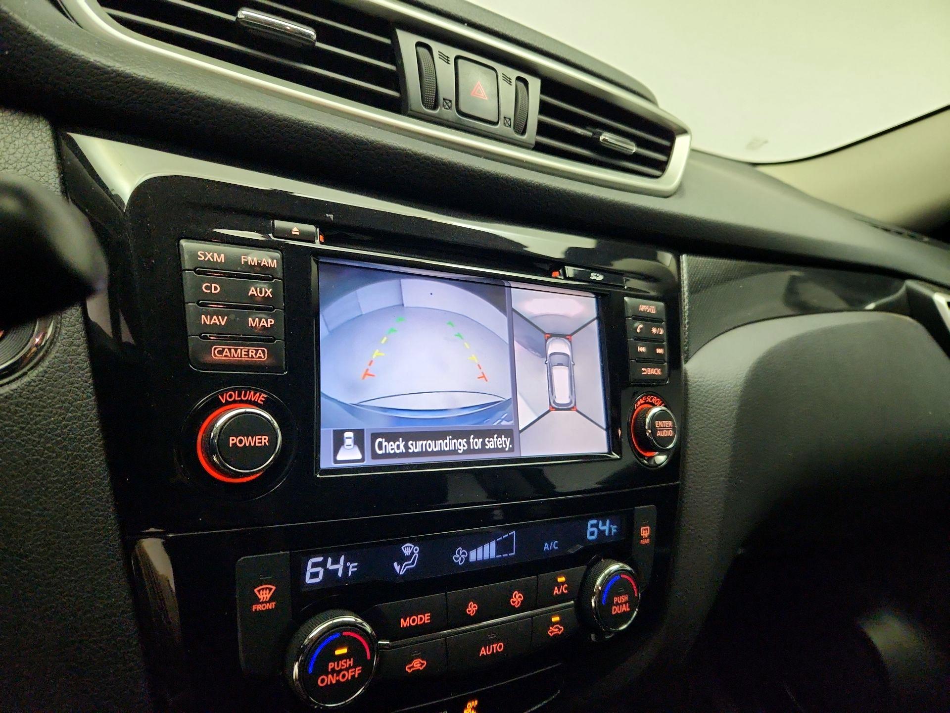 Thumbnail: 2015 Nissan Rogue - 15