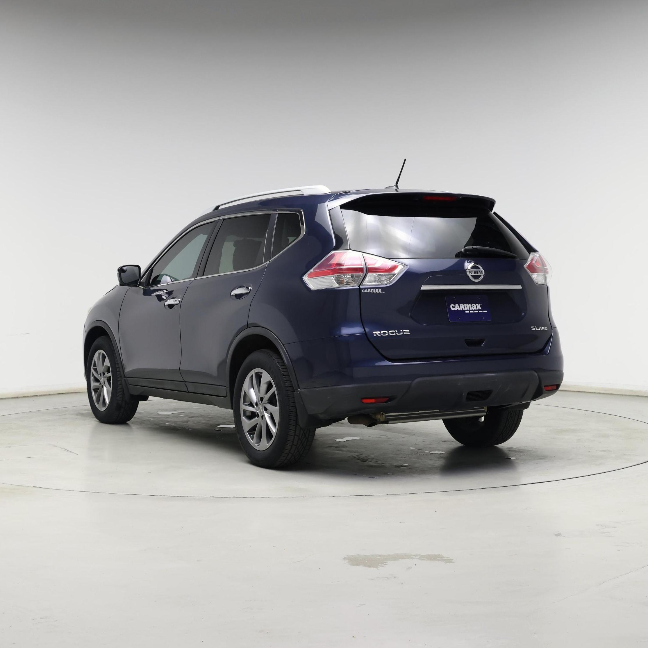 Thumbnail: 2015 Nissan Rogue - 2