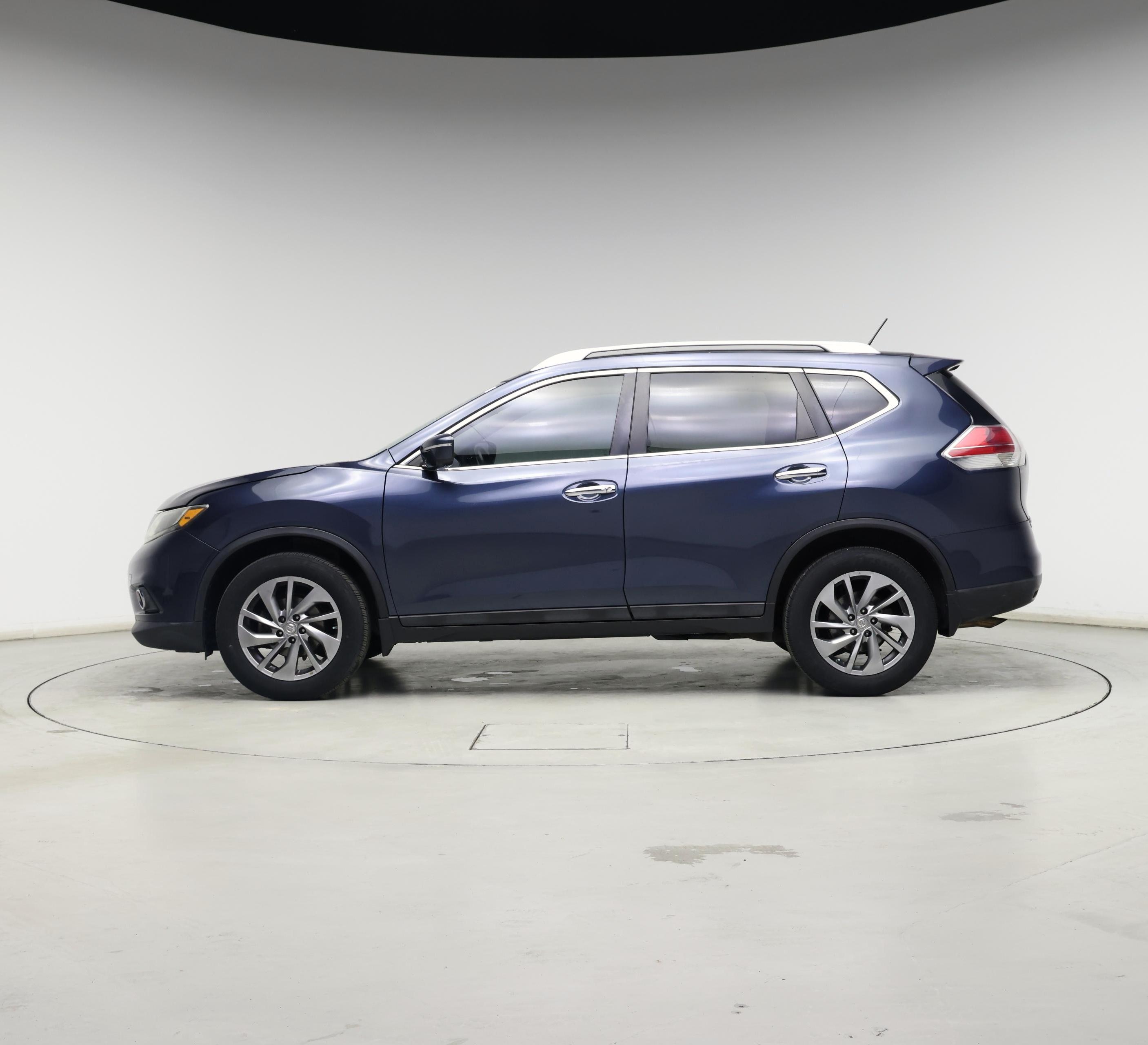 Thumbnail: 2015 Nissan Rogue - 3