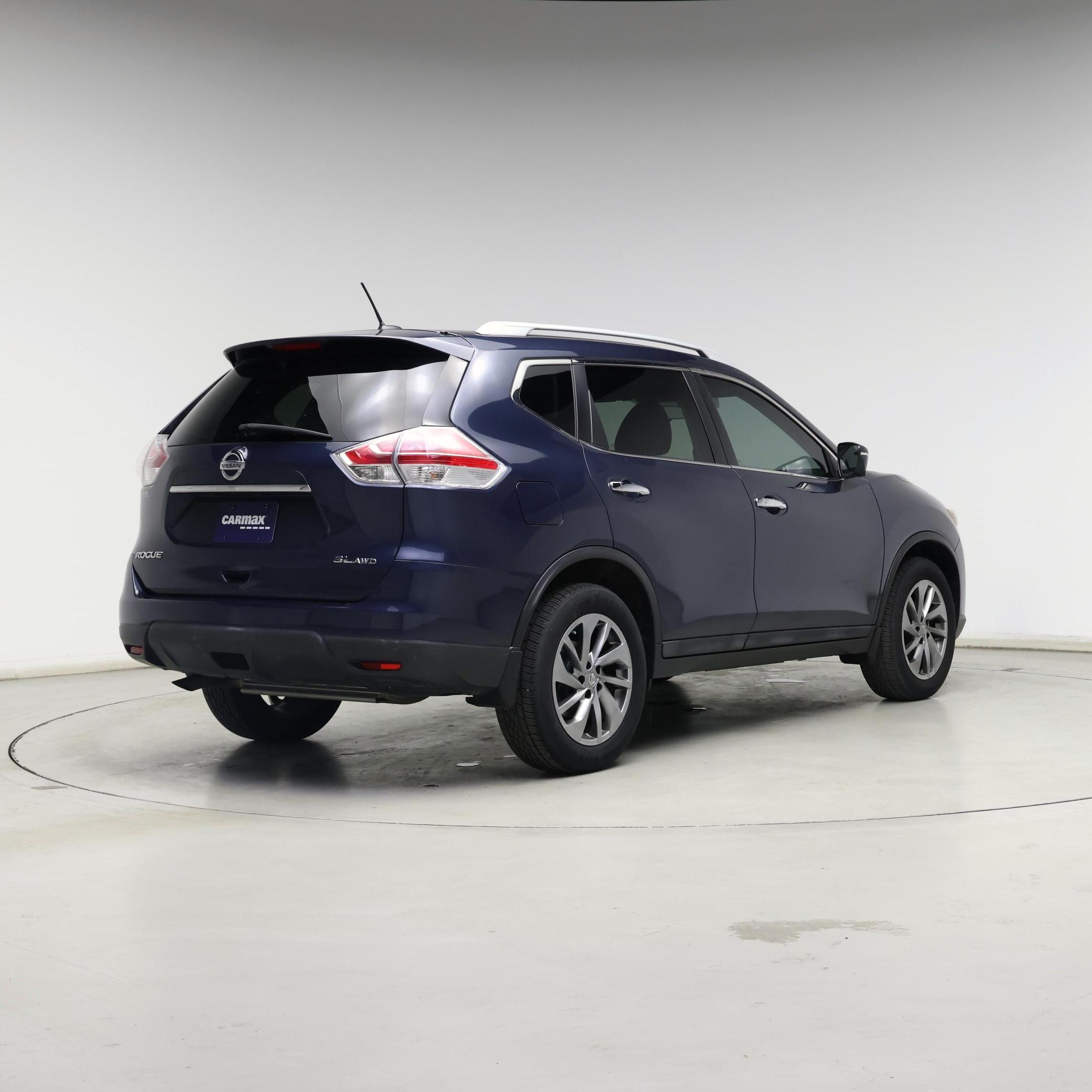 Thumbnail: 2015 Nissan Rogue - 8