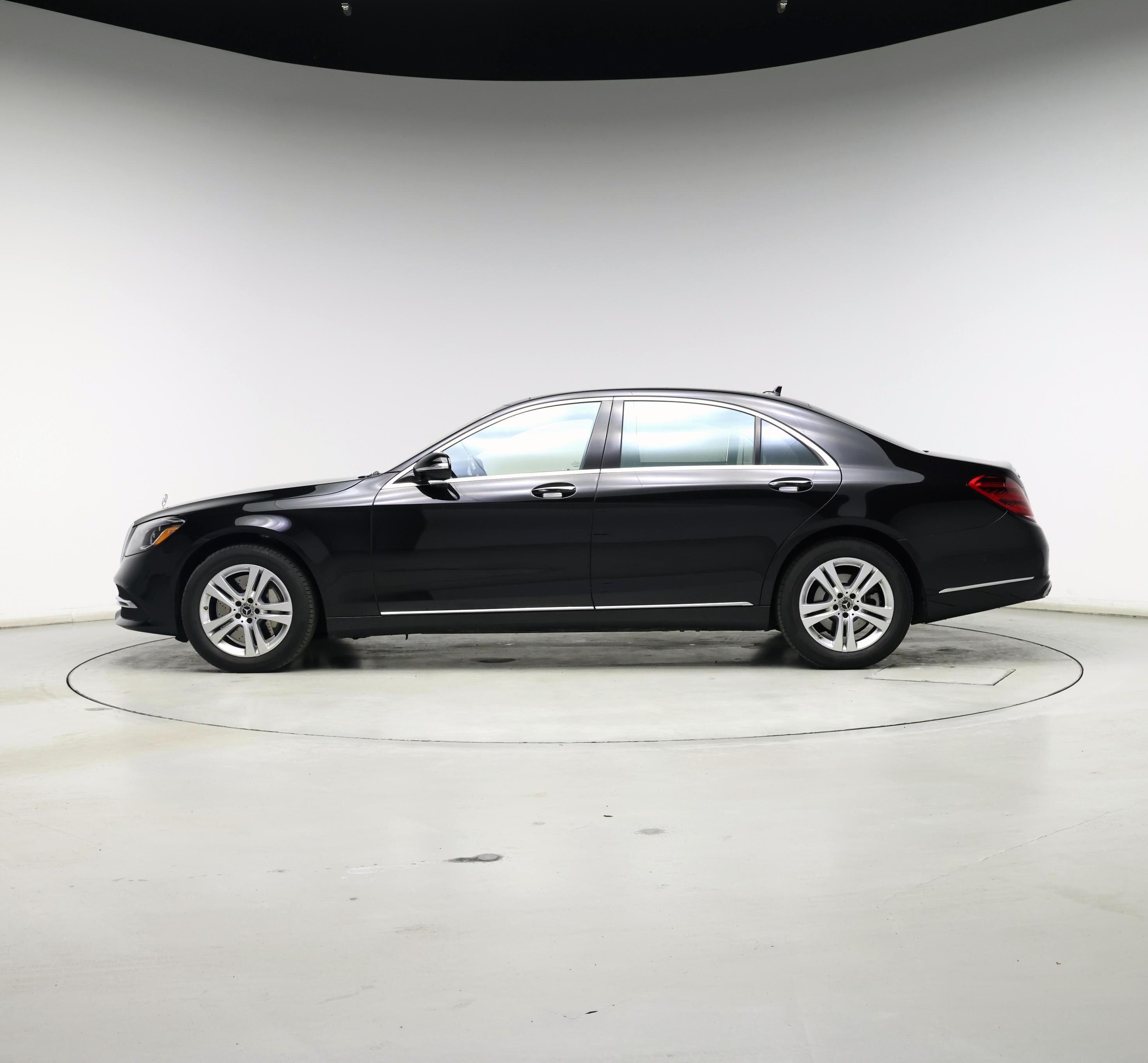 Thumbnail: 2018 Mercedes-Benz S-Class - 3