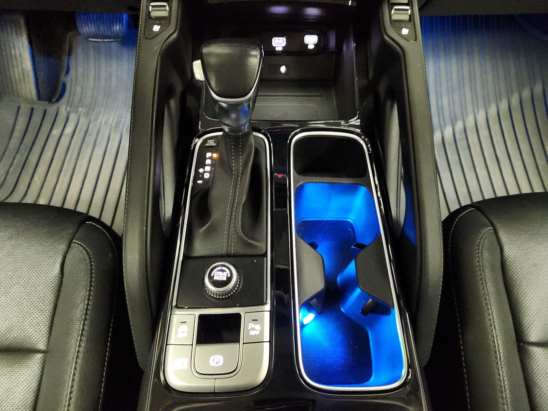 Thumbnail: 2022 Kia Telluride - 18