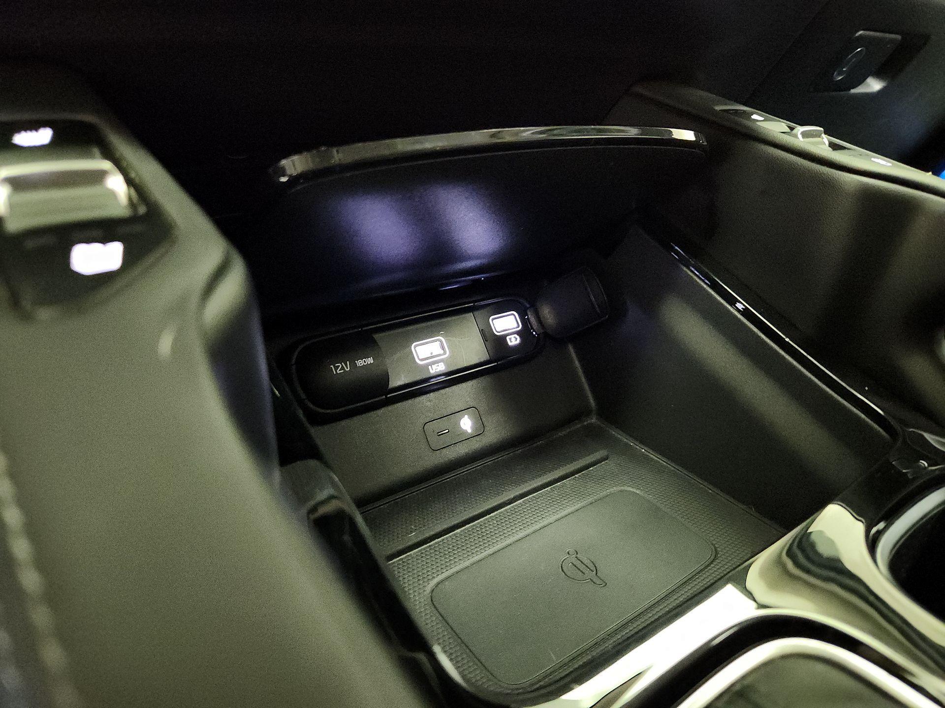 Thumbnail: 2022 Kia Telluride - 19