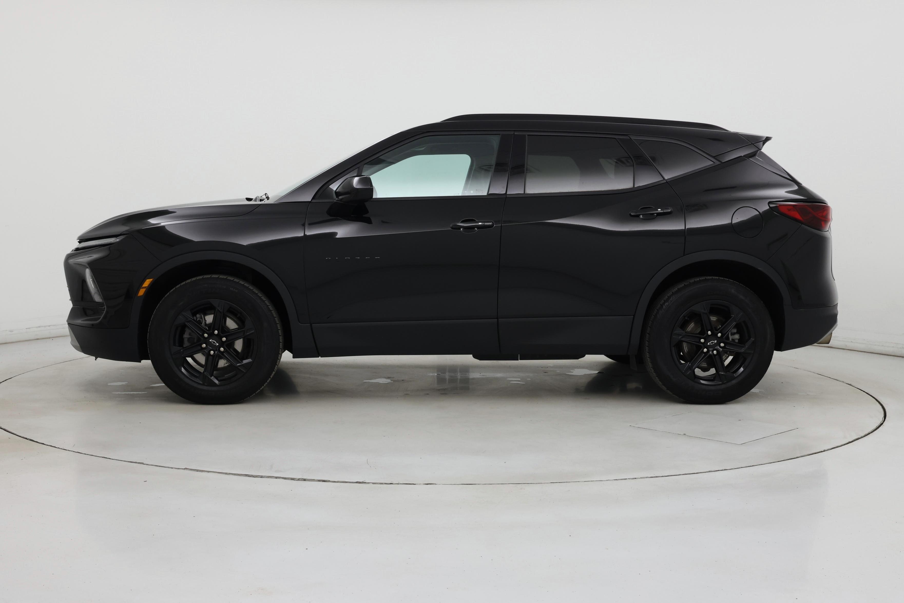 Thumbnail: 2024 Chevrolet Blazer - 3