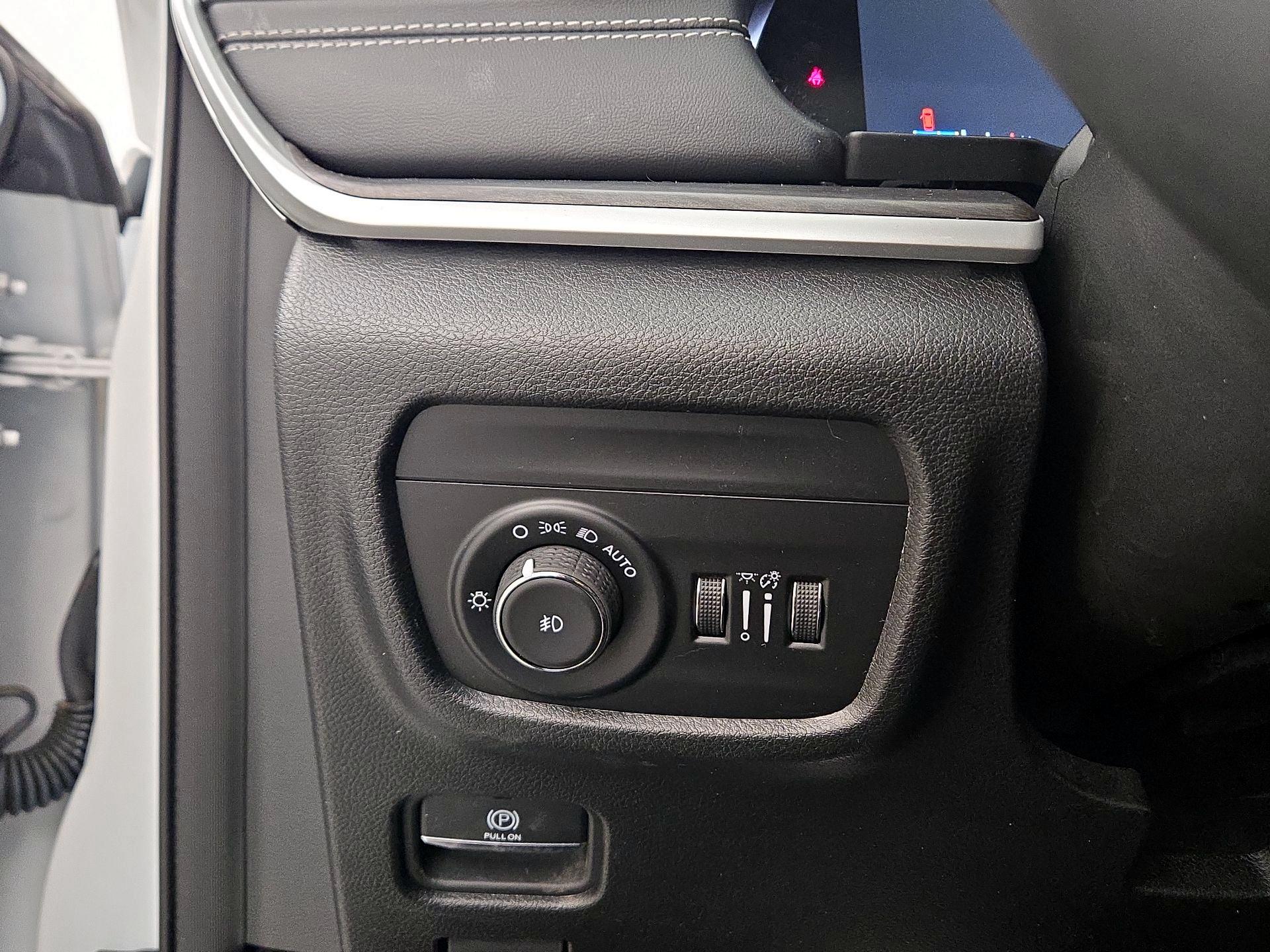 Thumbnail: 2023 Jeep Grand Cherokee L - 13