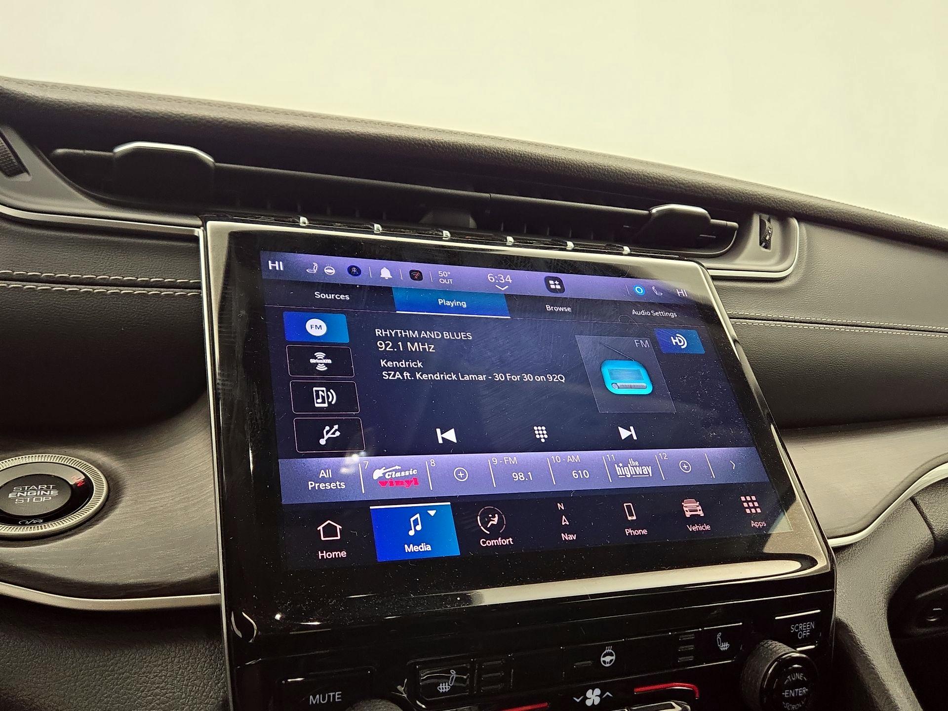 Thumbnail: 2023 Jeep Grand Cherokee L - 15