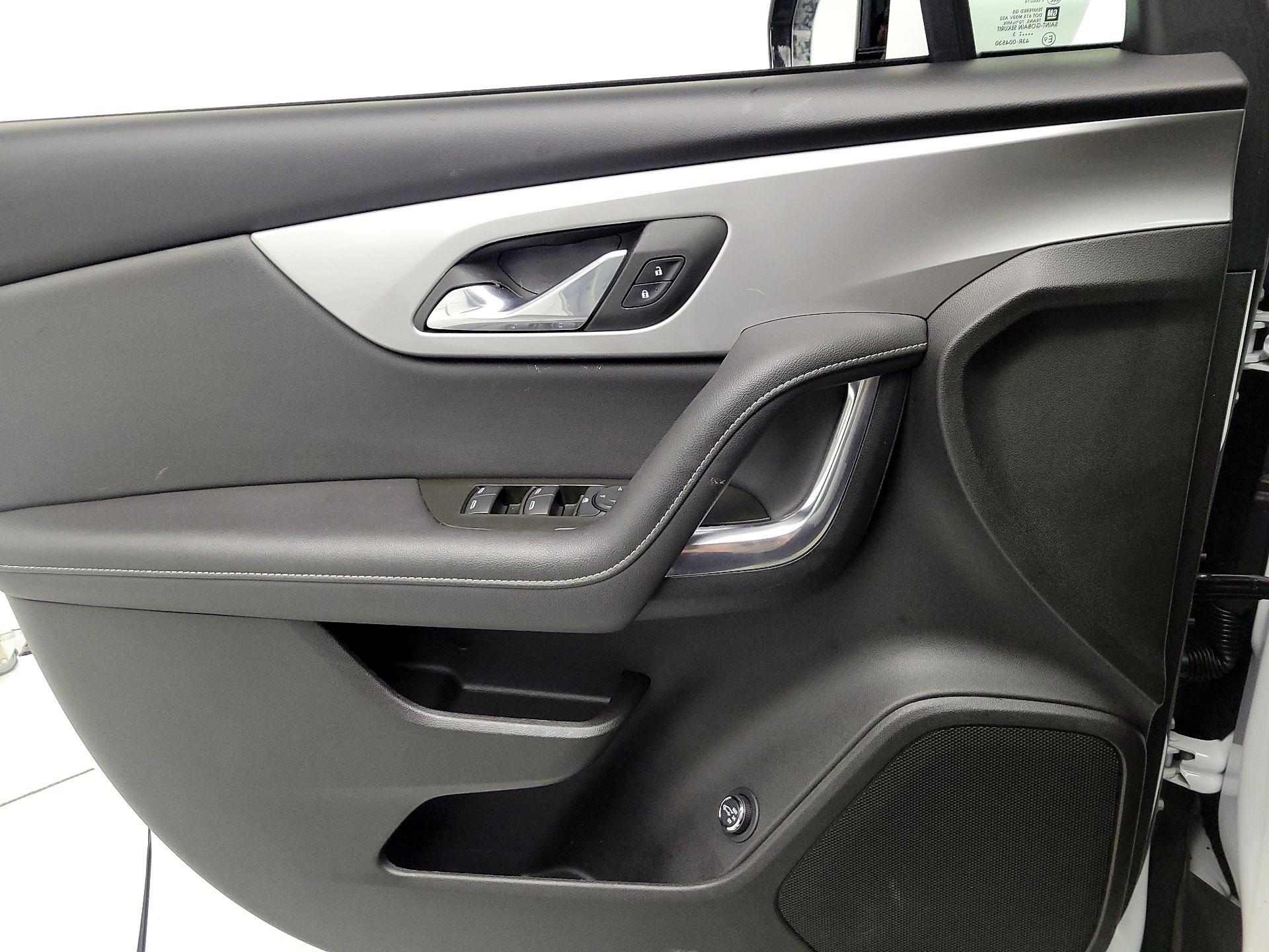 Thumbnail: 2024 Chevrolet Blazer - 12