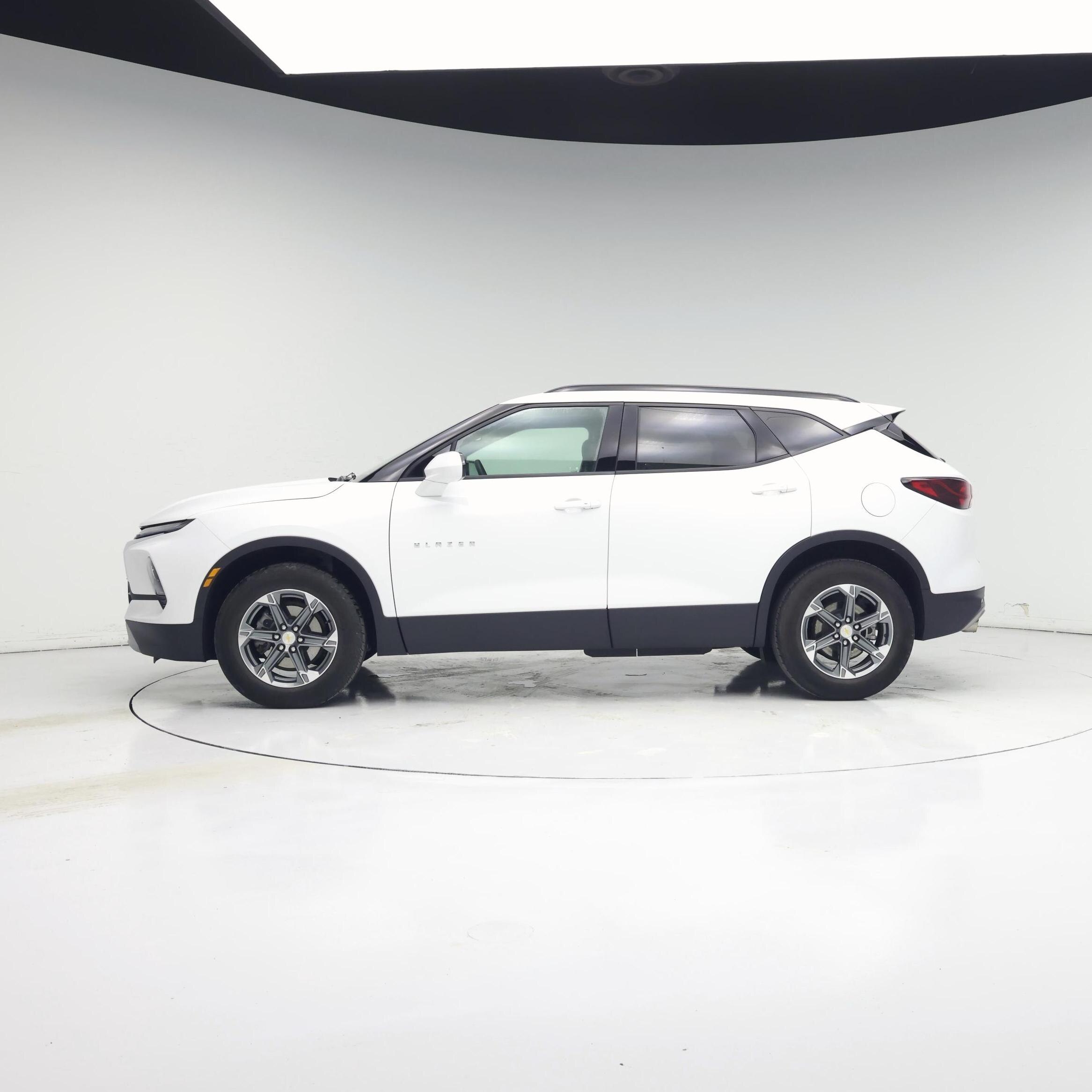 Thumbnail: 2024 Chevrolet Blazer - 3